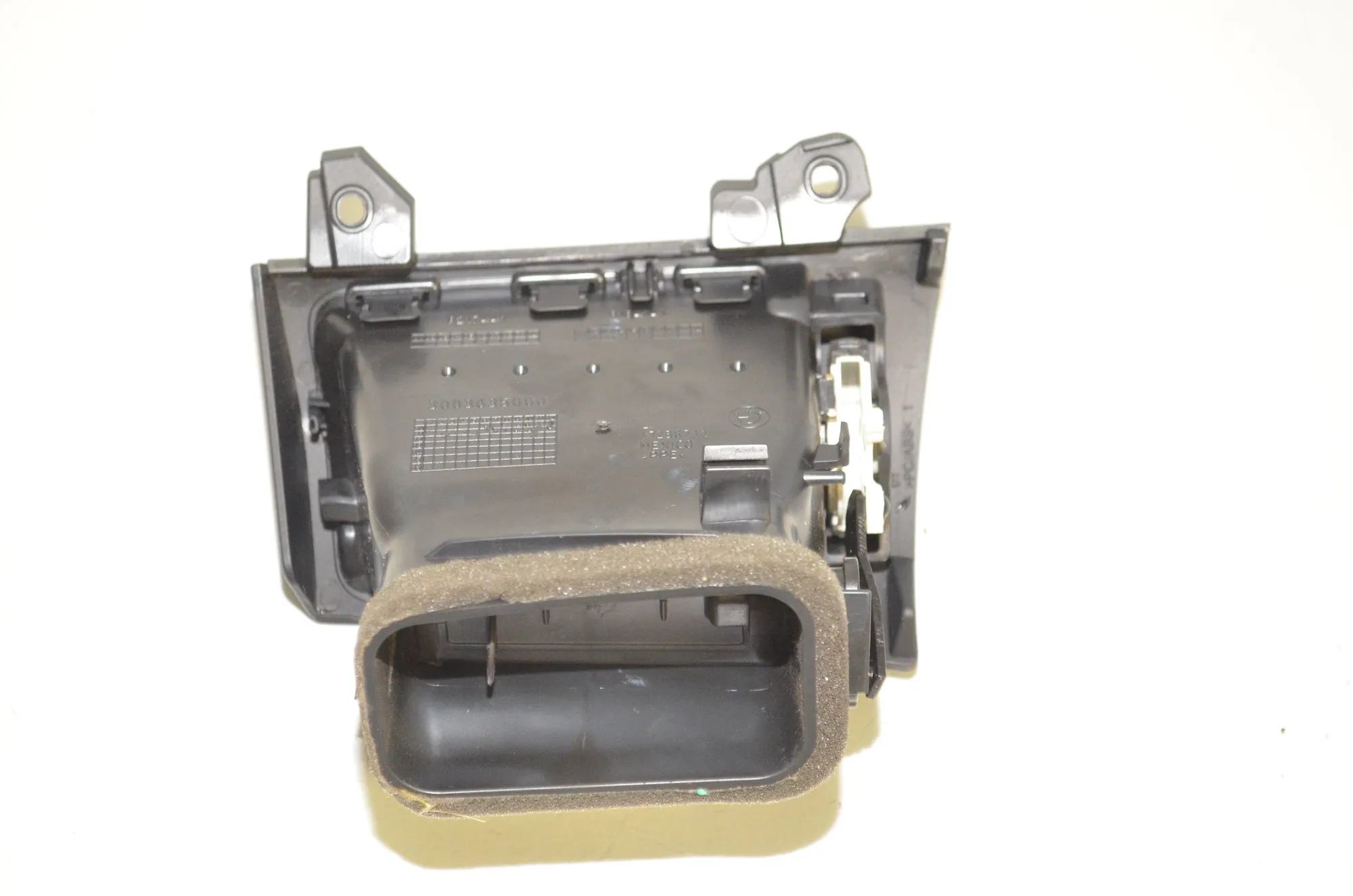Dashboard Air Vents – OEM 9184141 · BMW X3 (F25) xDrive 30 d 2012 – 3