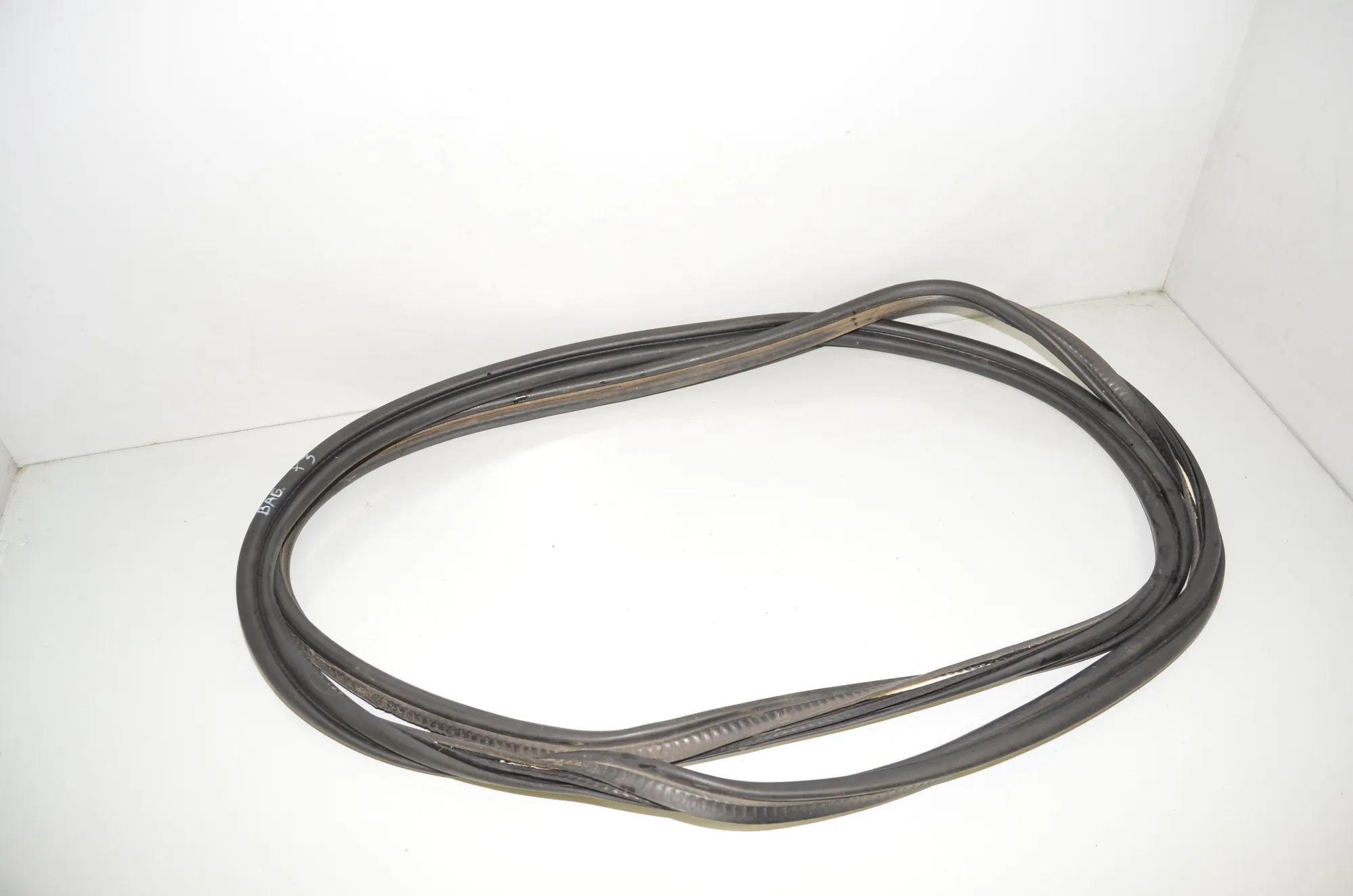 Tailgate Rubber Seal – OEM 7301846 · BMW X3 (F25) xDrive 30 d 2012
