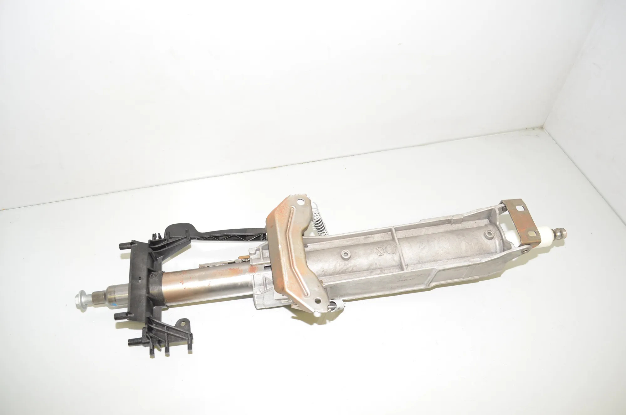 Steering Wheel Adjustment Mechanism – OEM 6854045 · BMW X3 (F25) xDrive 30 d 2012