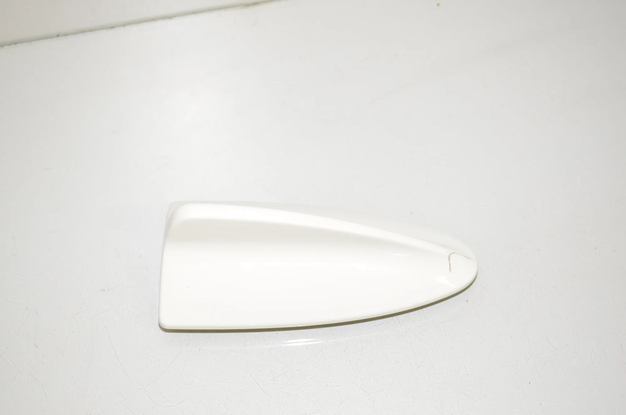 Antenna Trim – OEM 6972573 · BMW X3 (F25) xDrive 30 d 2012