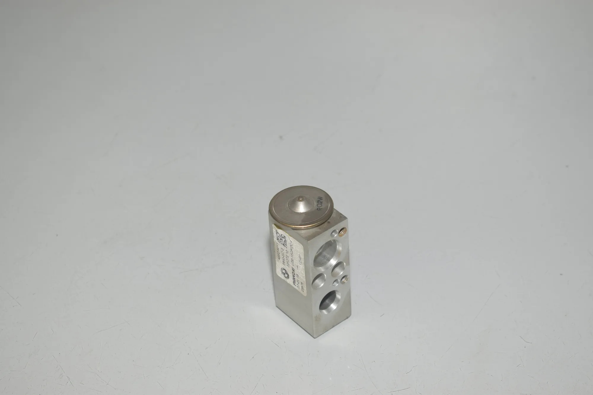 A/C Conditioner Expansion Valve – OEM 6845415 · BMW 2 Gran Tourer (F46) 220 d xDrive 2018 – 3