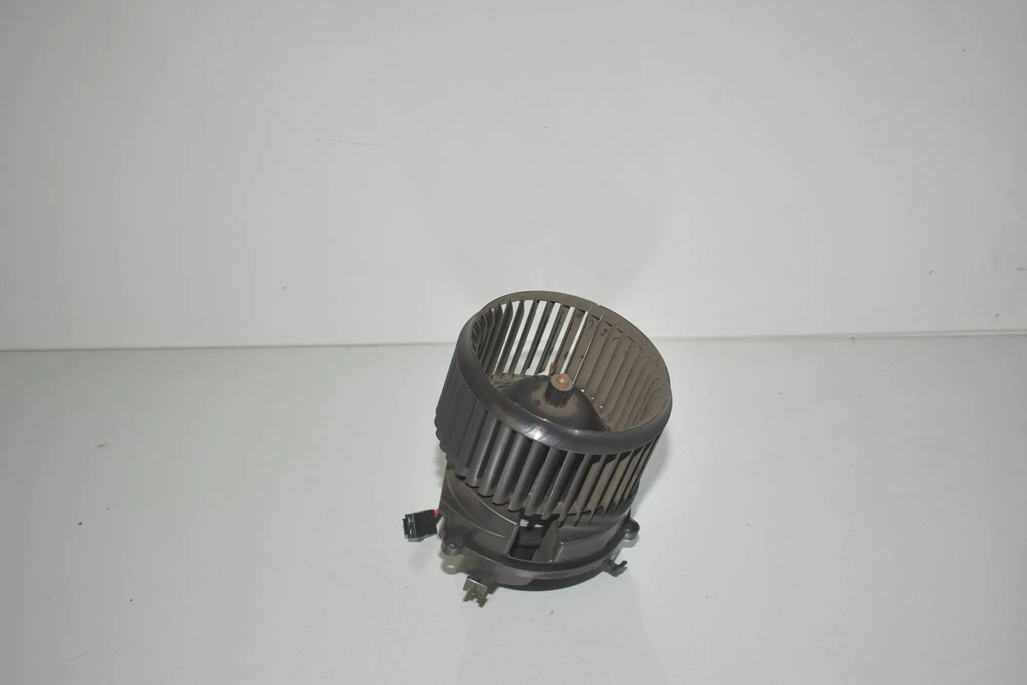 Heater Blower Fan – OEM 9297752 · BMW 2 Gran Tourer (F46) 220 d xDrive 2018