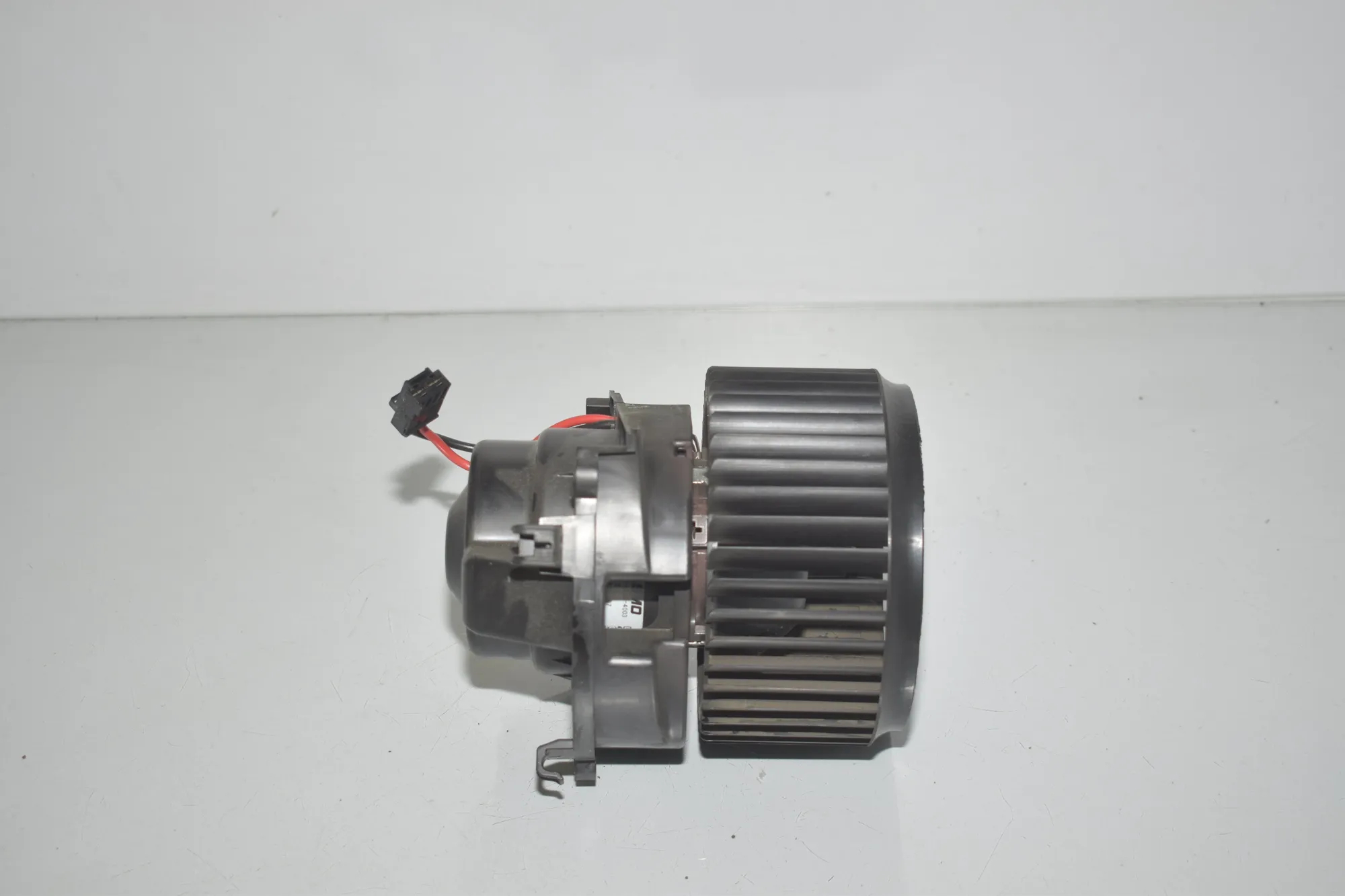 Heater Blower Fan – OEM 9297752 · BMW 2 Gran Tourer (F46) 220 d xDrive 2018 – 2