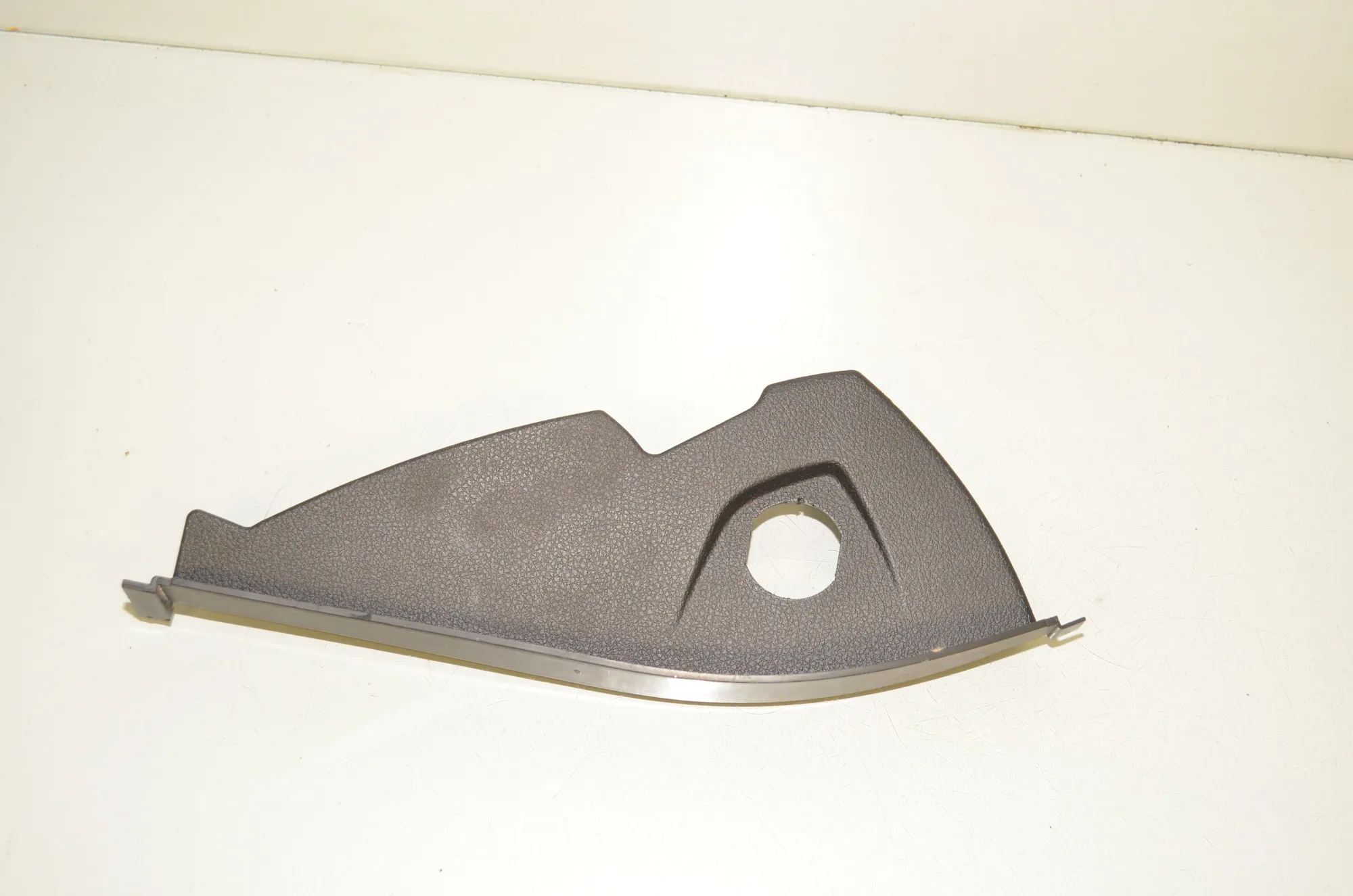 Dashboard Side Trim – OEM 9262980 · BMW 2 Gran Tourer (F46) 220 d xDrive 2018 – 2