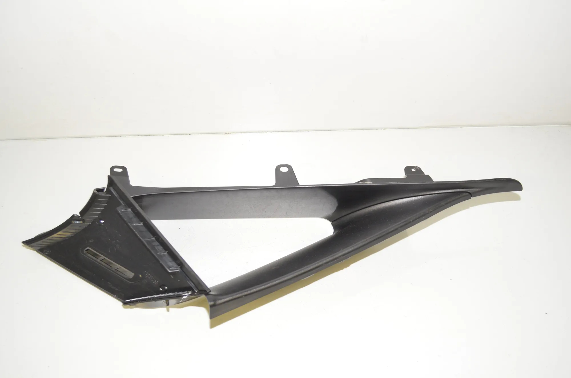 Other Trim Parts – OEM 7329586 · BMW 2 Gran Tourer (F46) 220 d xDrive 2018