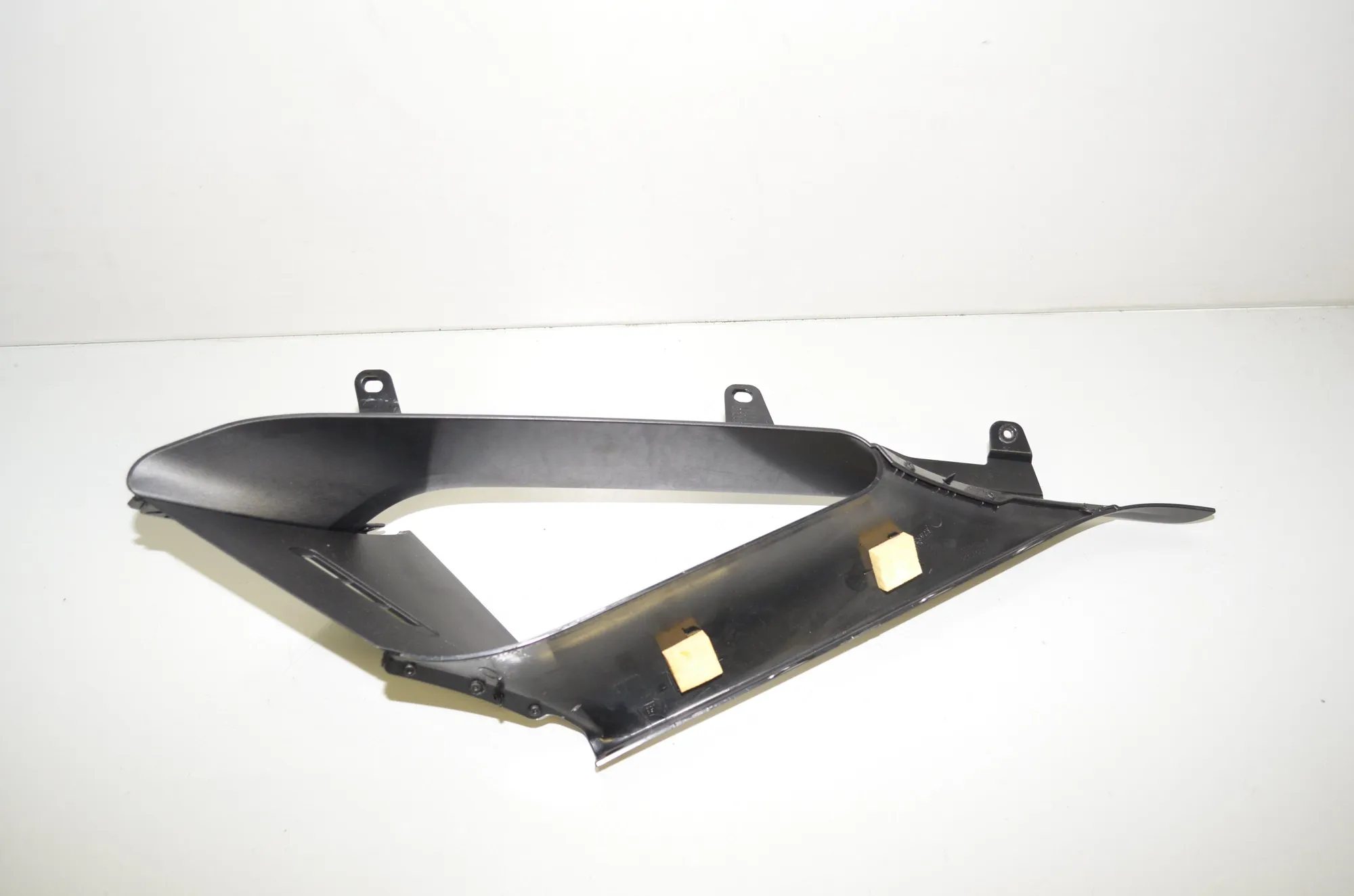 Other Trim Parts – OEM 7329585 · BMW 2 Gran Tourer (F46) 220 d xDrive 2018 – 3