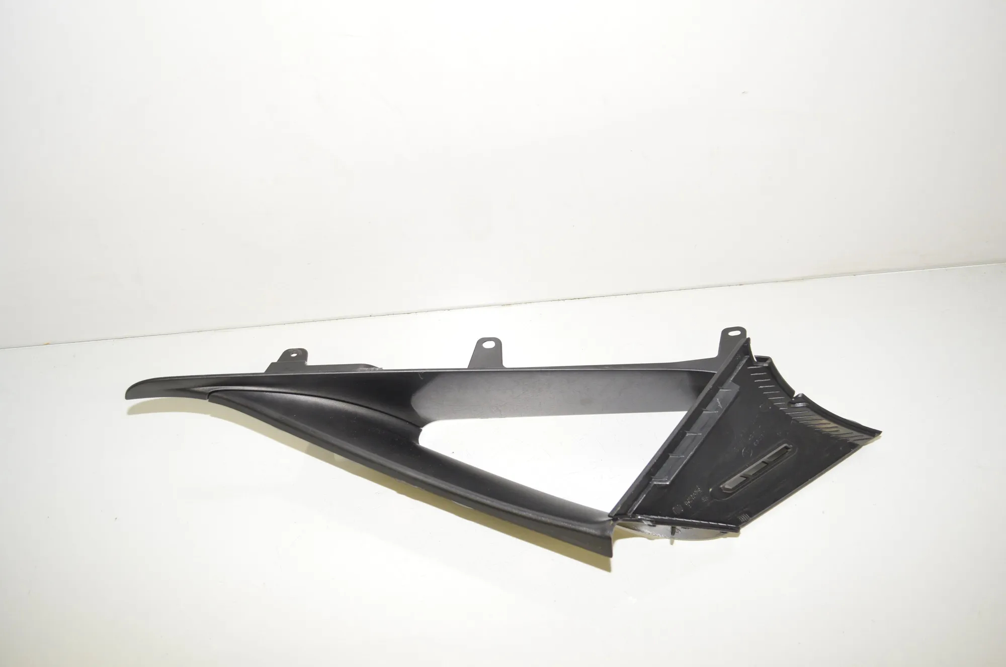 Other Trim Parts – OEM 7329585 · BMW 2 Gran Tourer (F46) 220 d xDrive 2018