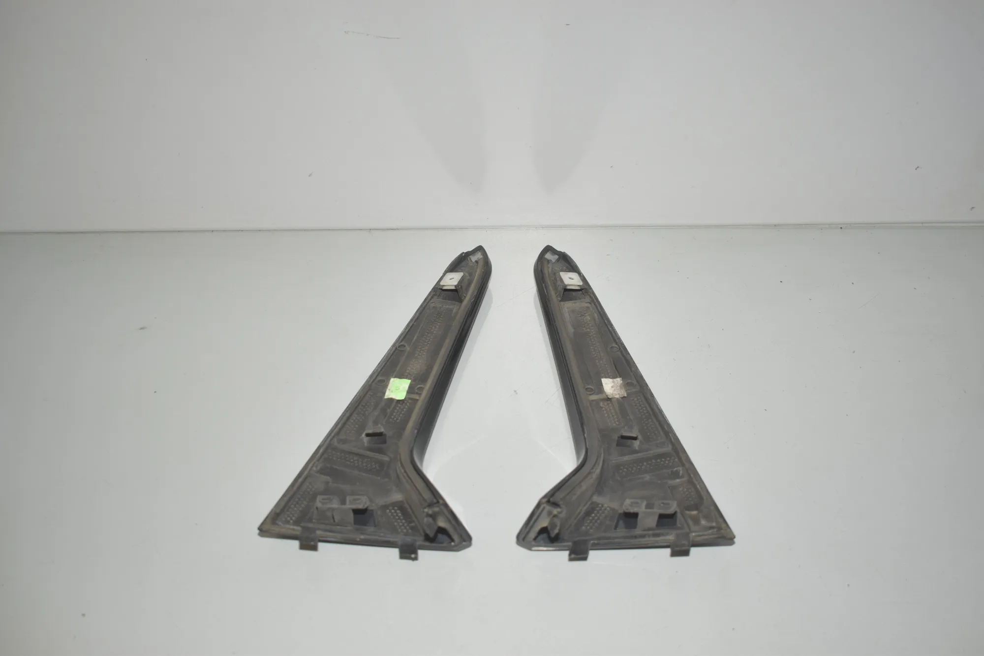 Other Trim Parts – OEM 7364776 · BMW 2 Gran Tourer (F46) 220 d xDrive 2018 – 3