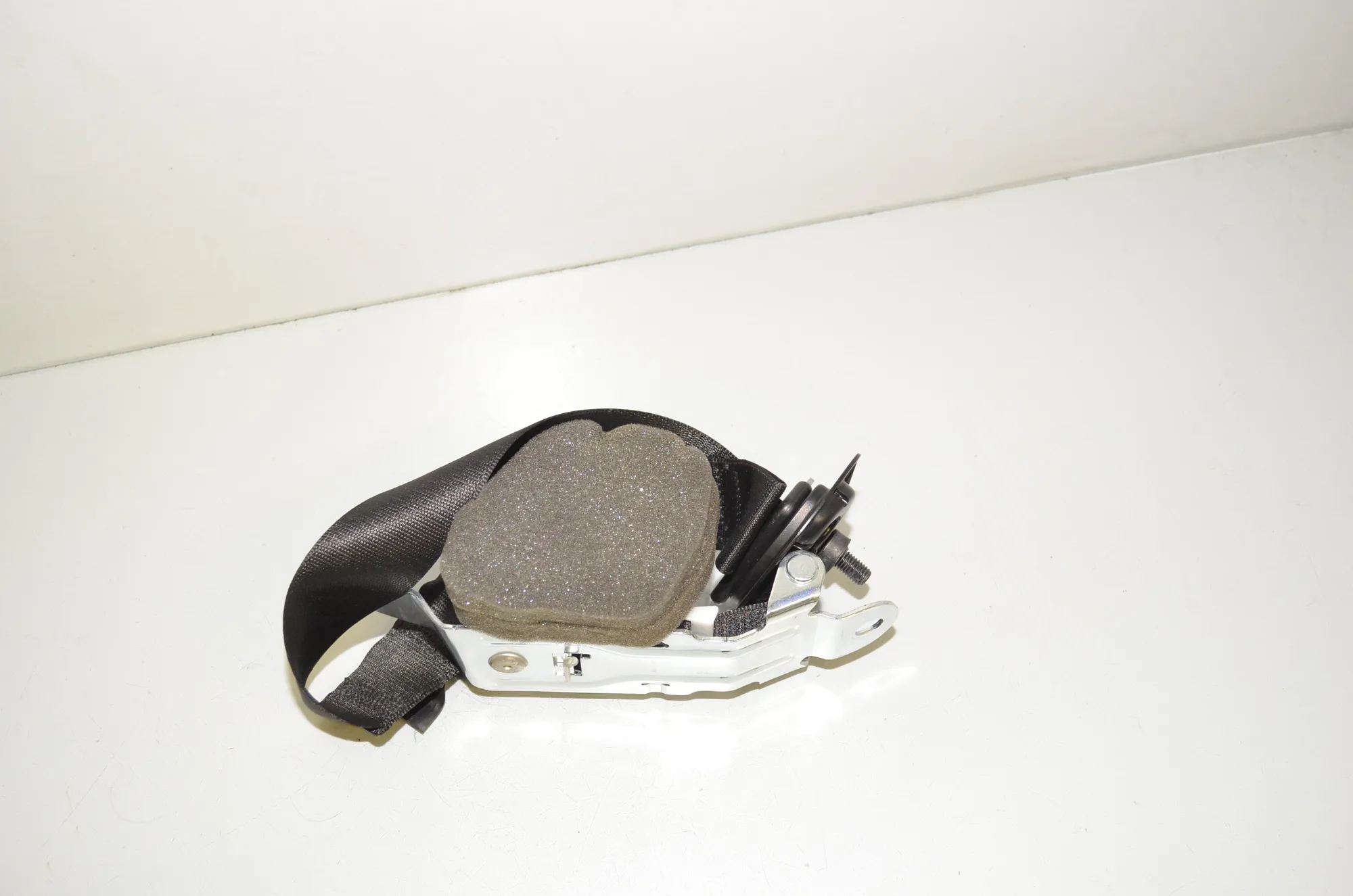 Rear Right Seatbelt – OEM 7332236 · BMW 2 Gran Tourer (F46) 220 d xDrive 2018 – 3
