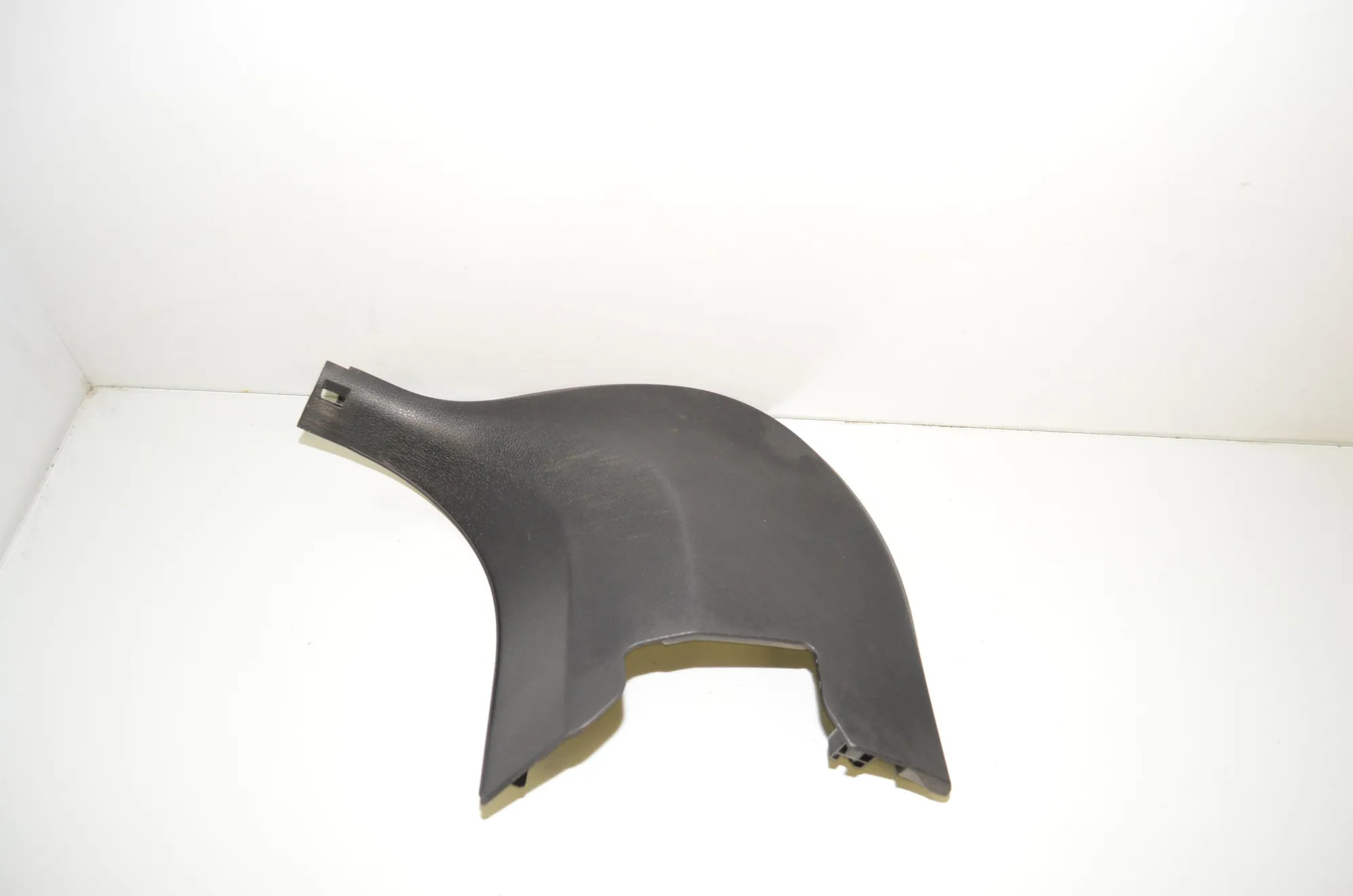 Front Right A Pillar Trim – OEM 7298814 · BMW 2 Gran Tourer (F46) 220 d xDrive 2018 – 2