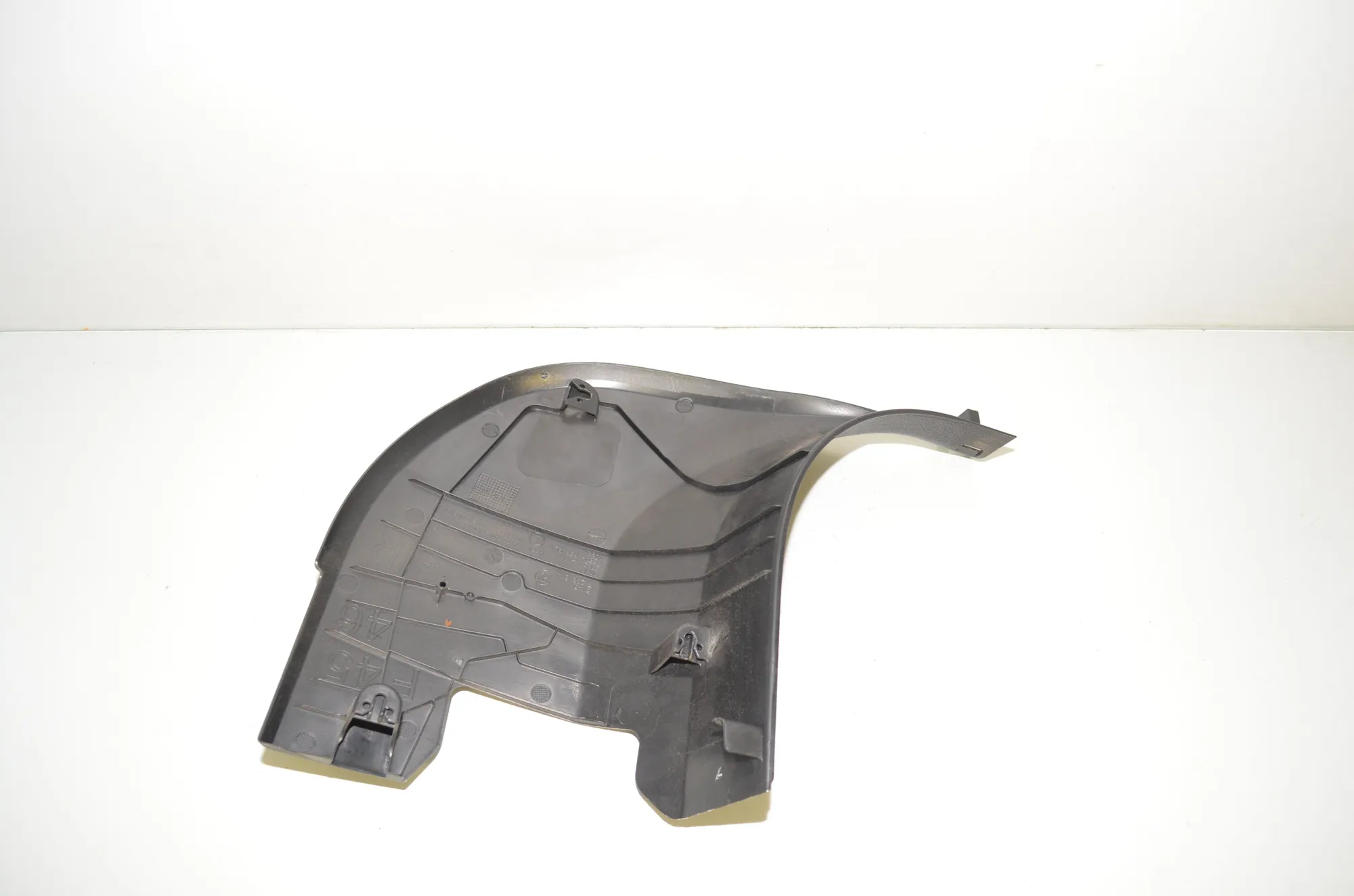 Front Right A Pillar Trim – OEM 7298814 · BMW 2 Gran Tourer (F46) 220 d xDrive 2018 – 4