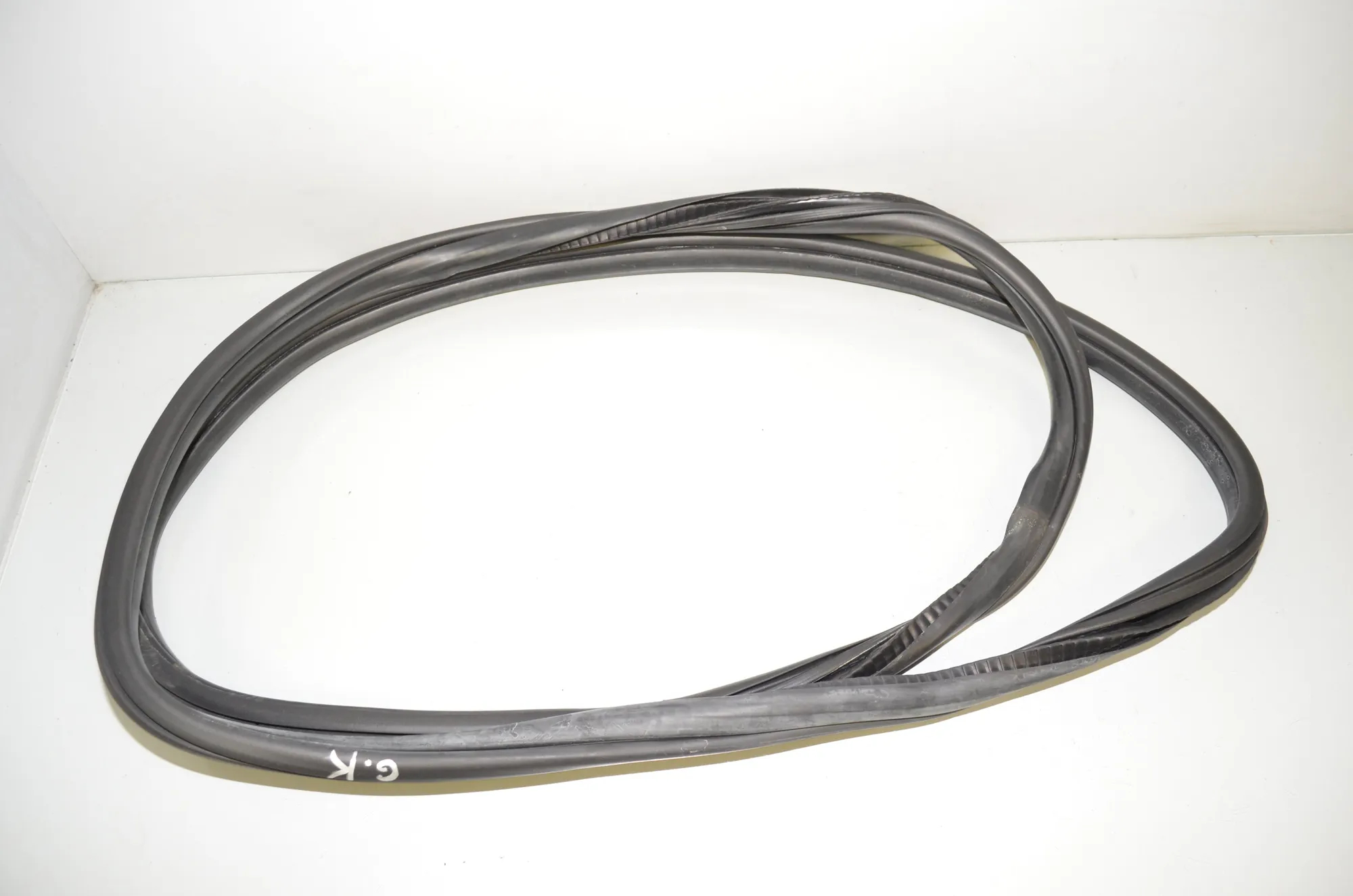 Rear Left Door Seal Rubber – OEM 7420056 · BMW 2 Gran Tourer (F46) 220 d xDrive 2018 – 2