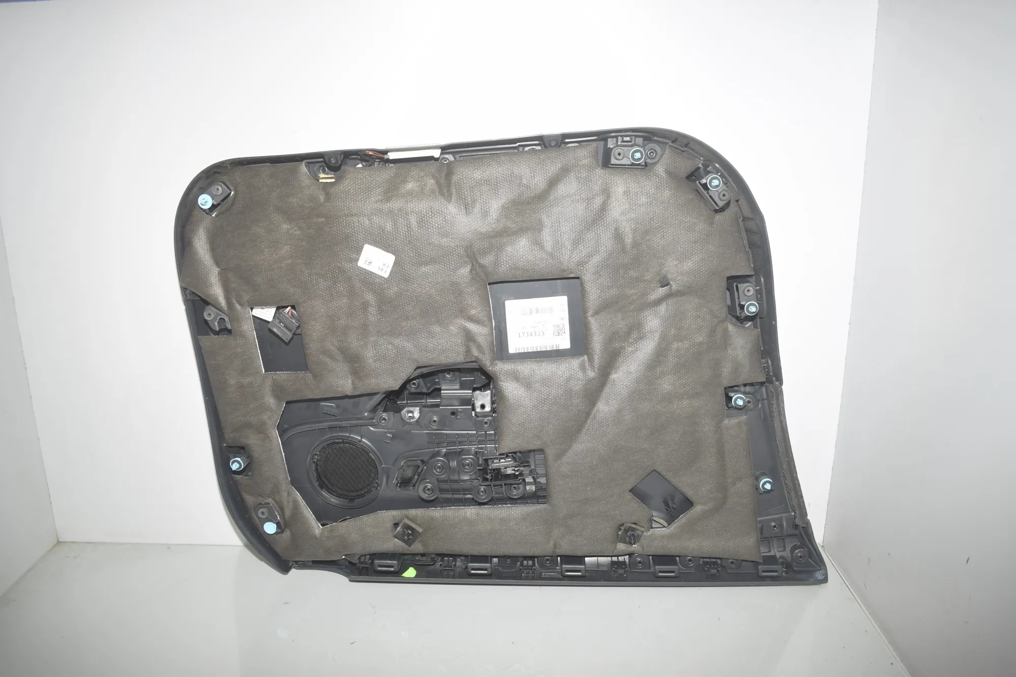 Front Right Door Panel – OEM 7404802 · BMW 2 Gran Tourer (F46) 220 d xDrive 2018 – 4
