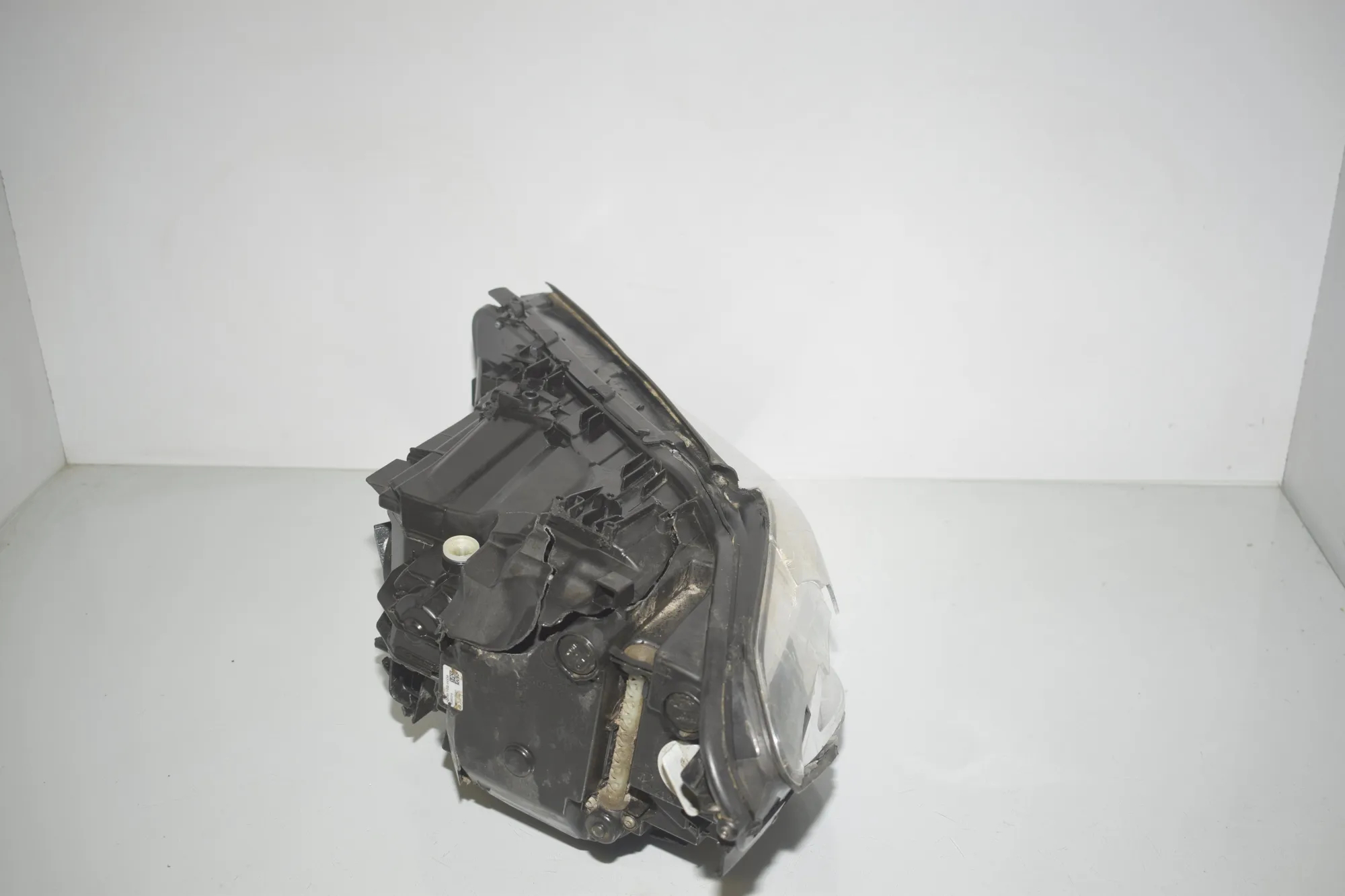 Front Right Headlight – OEM 7214952 · BMW 5 Touring (G31) (2017 - -) 520 d 2019 – 4