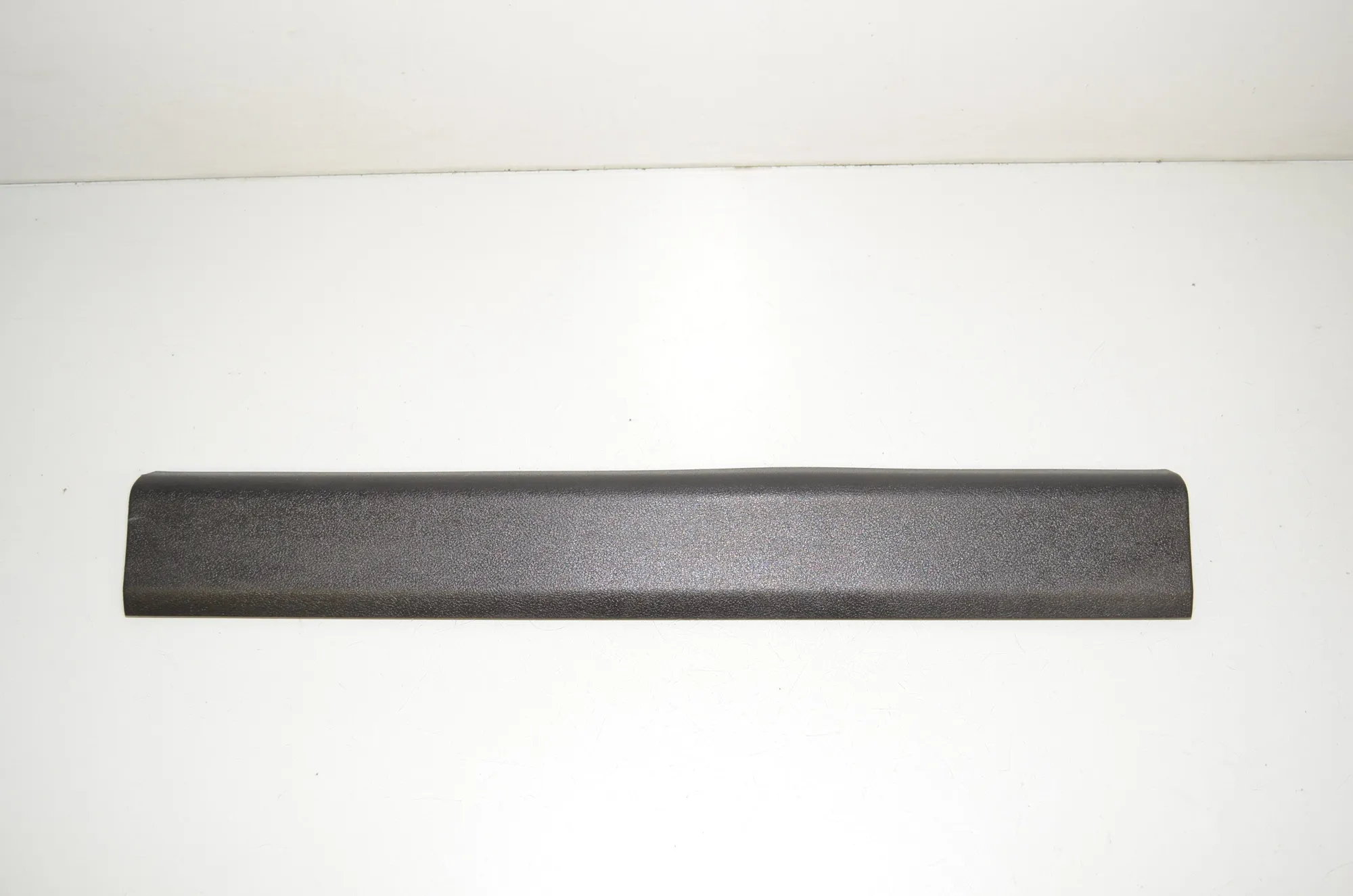 Front Left Interior Step Trim – OEM 7375729 · BMW 5 Touring (G31) (2017 - -) 520 d 2019 – 2