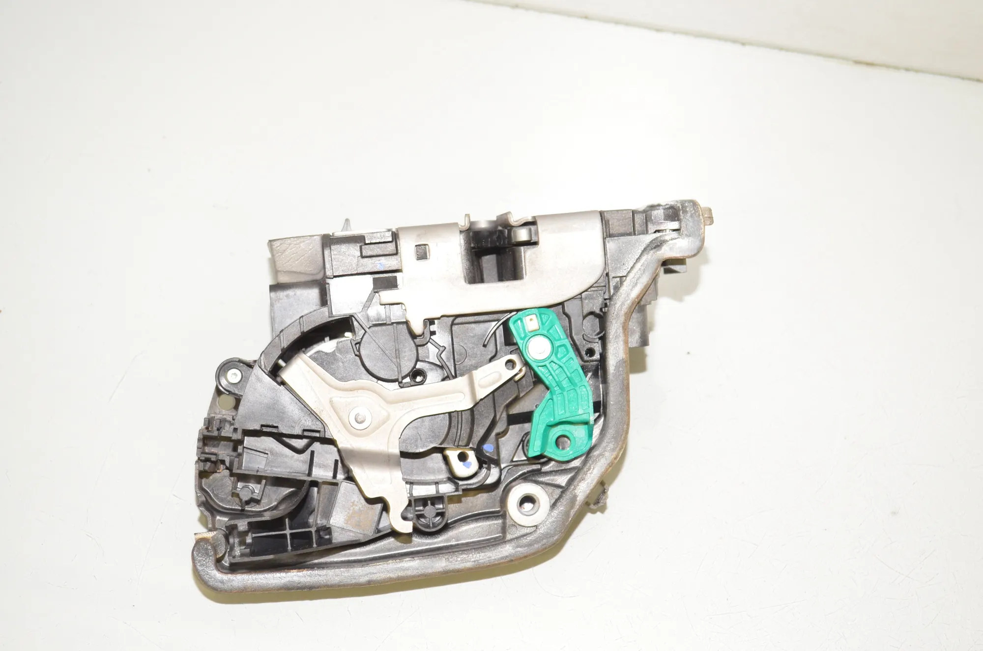Rear Left Door Lock – OEM 7477697 · BMW 5 Touring (G31) (2017 - -) 520 d 2019 – 2