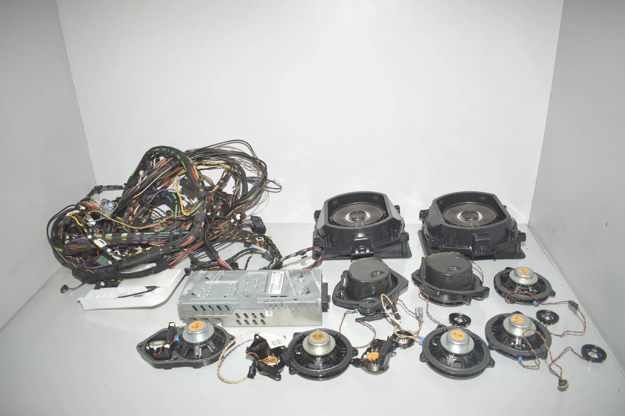 Sound Audio System Set – OEM 9393182 · BMW X4 (F26) xDrive 30 d 2017 – 6