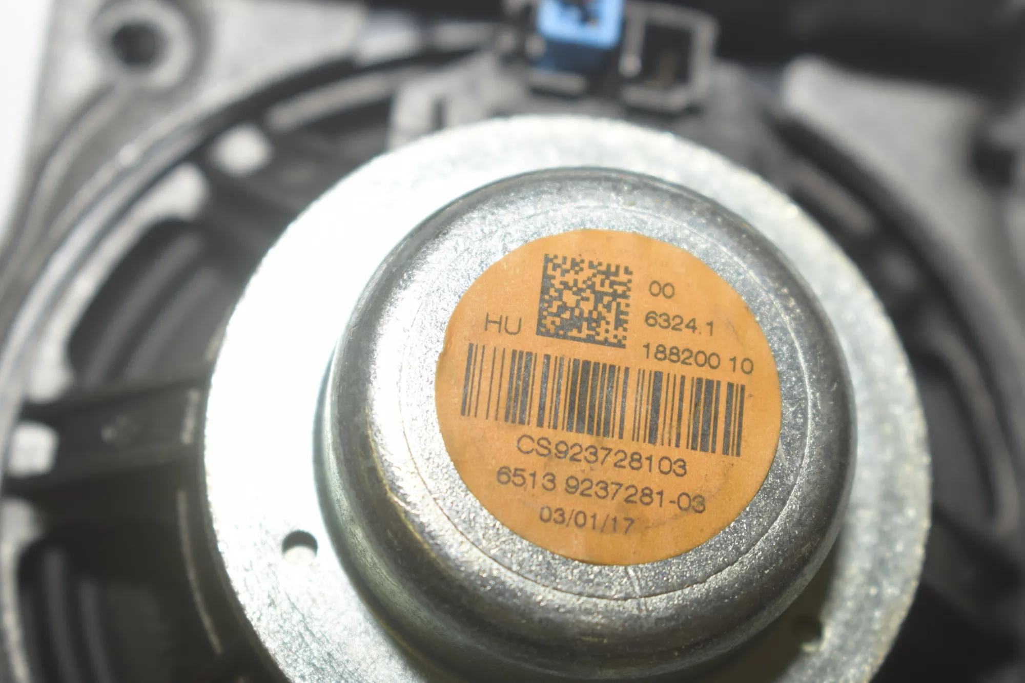Sound Audio System Set – OEM 9393182 · BMW X4 (F26) xDrive 30 d 2017 – 11