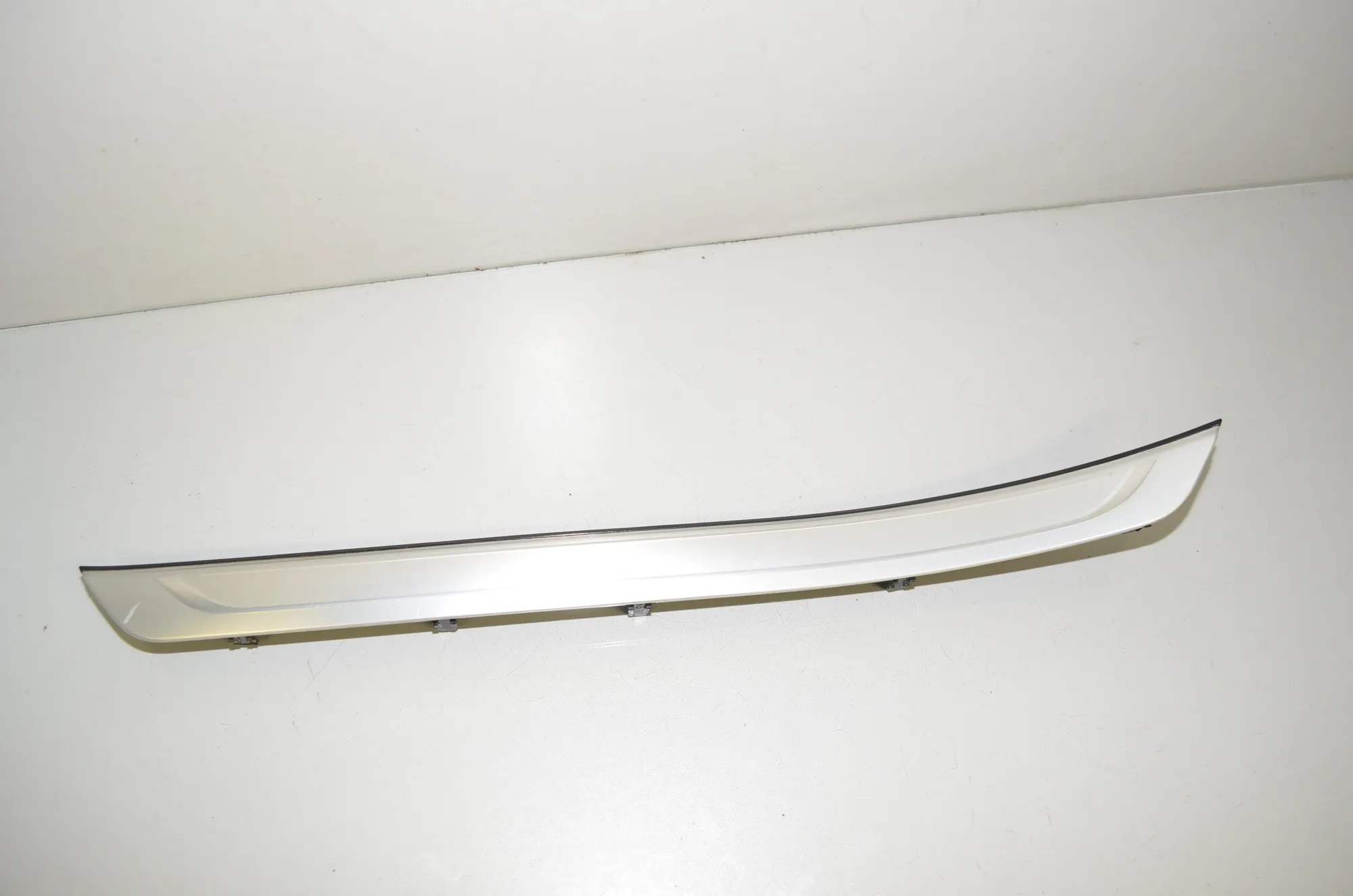 Rear Right Door Panel Trim – OEM 7378050 · BMW 7 (G11, G12) BMW 7 (G11, G12) 730 d 2017