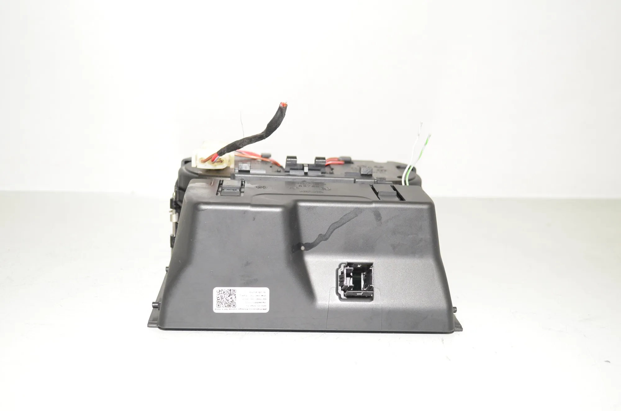 Cup Holder – OEM 7938660 · BMW 7 (G11, G12) BMW 7 (G11, G12) 730 d 2018 – 4