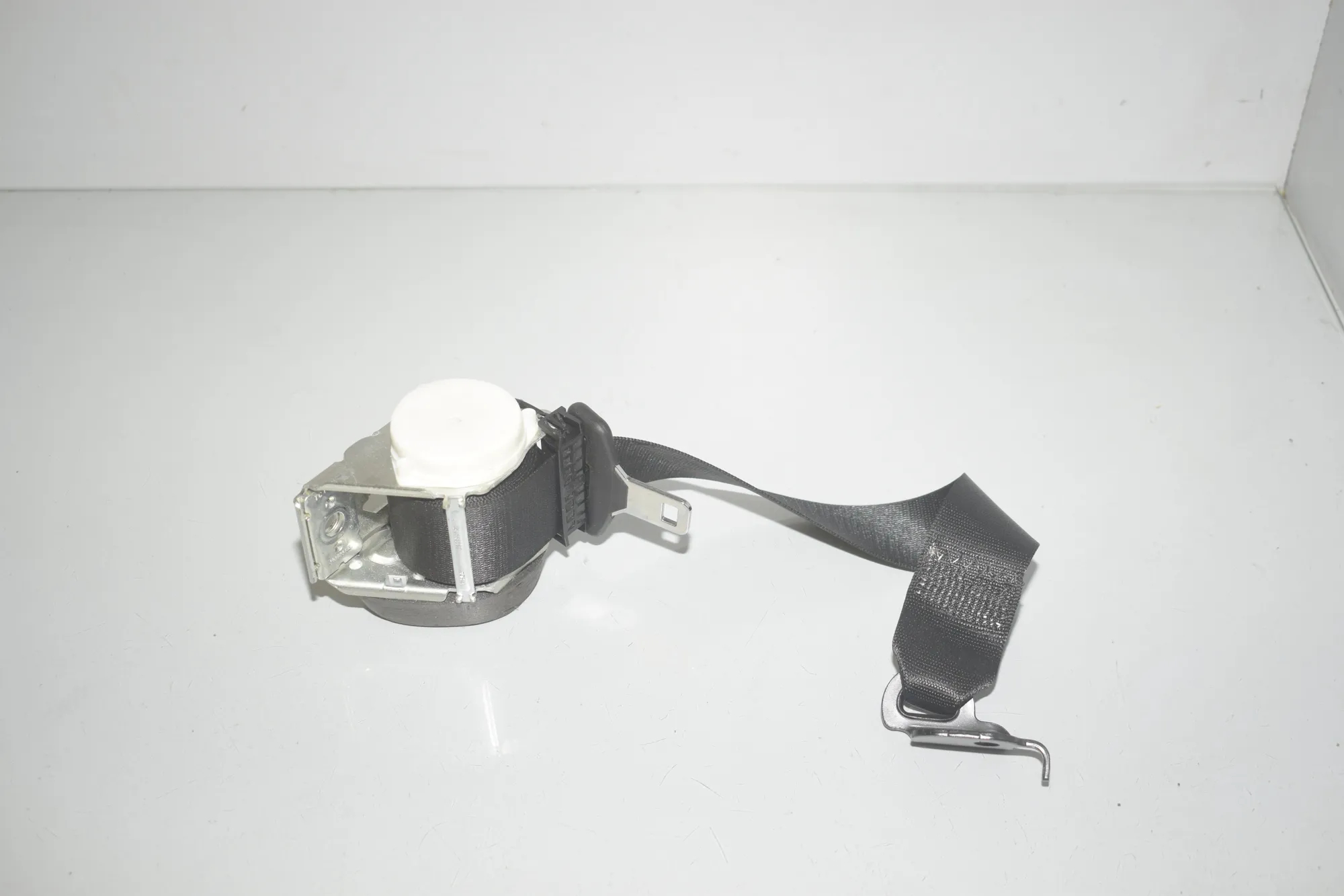 Rear Right Seatbelt – OEM 7266544 · BMW X4 (F26) xDrive 30 d 2017 – 4