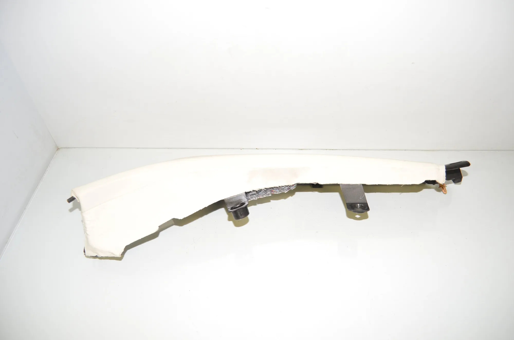 Rear Left Pillar Trim – OEM 7382097 · BMW 7 (G11, G12) BMW 7 (G11, G12) 725 d, Ld 2017 – 2