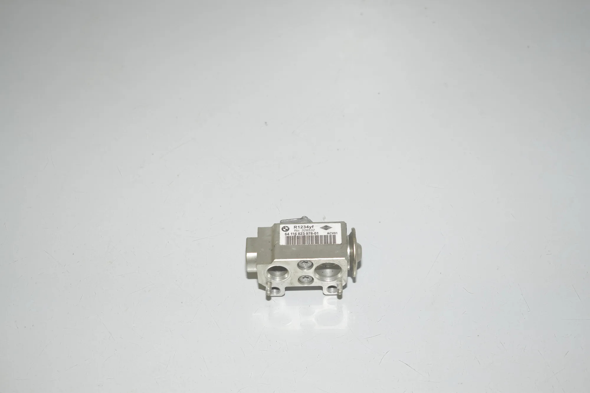 A/C Conditioner Expansion Valve – OEM 6823978 · BMW X4 (F26) xDrive 30 d 2017