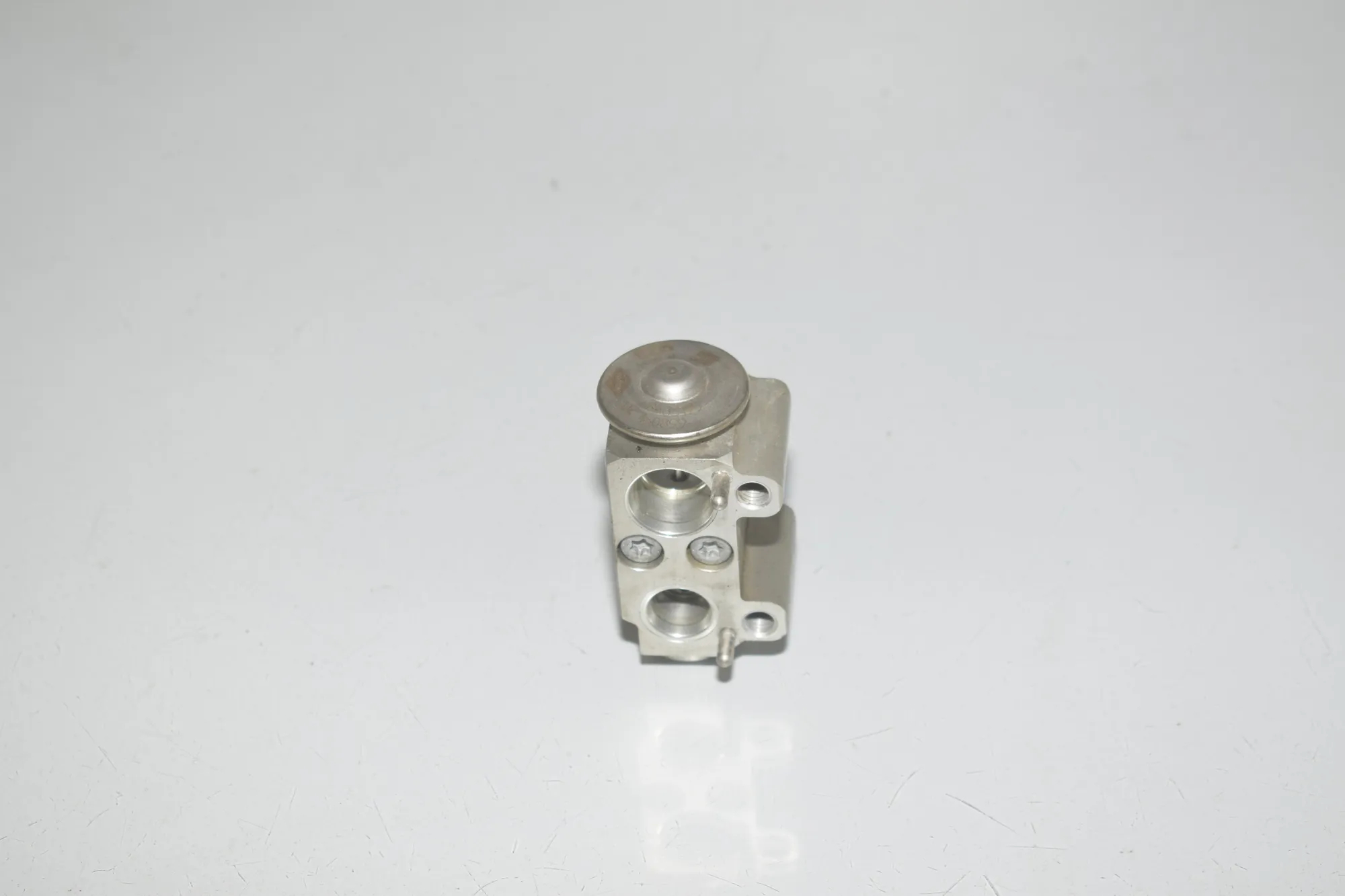 A/C Conditioner Expansion Valve – OEM 6823978 · BMW X4 (F26) xDrive 30 d 2017 – 2