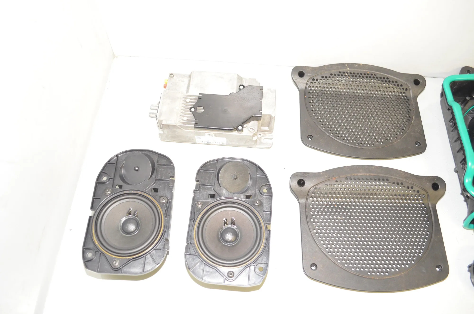 Sound Audio System Set – OEM 9395858 · BMW 5 Touring (G31) (2017 - -) 520 d 2019 – 2