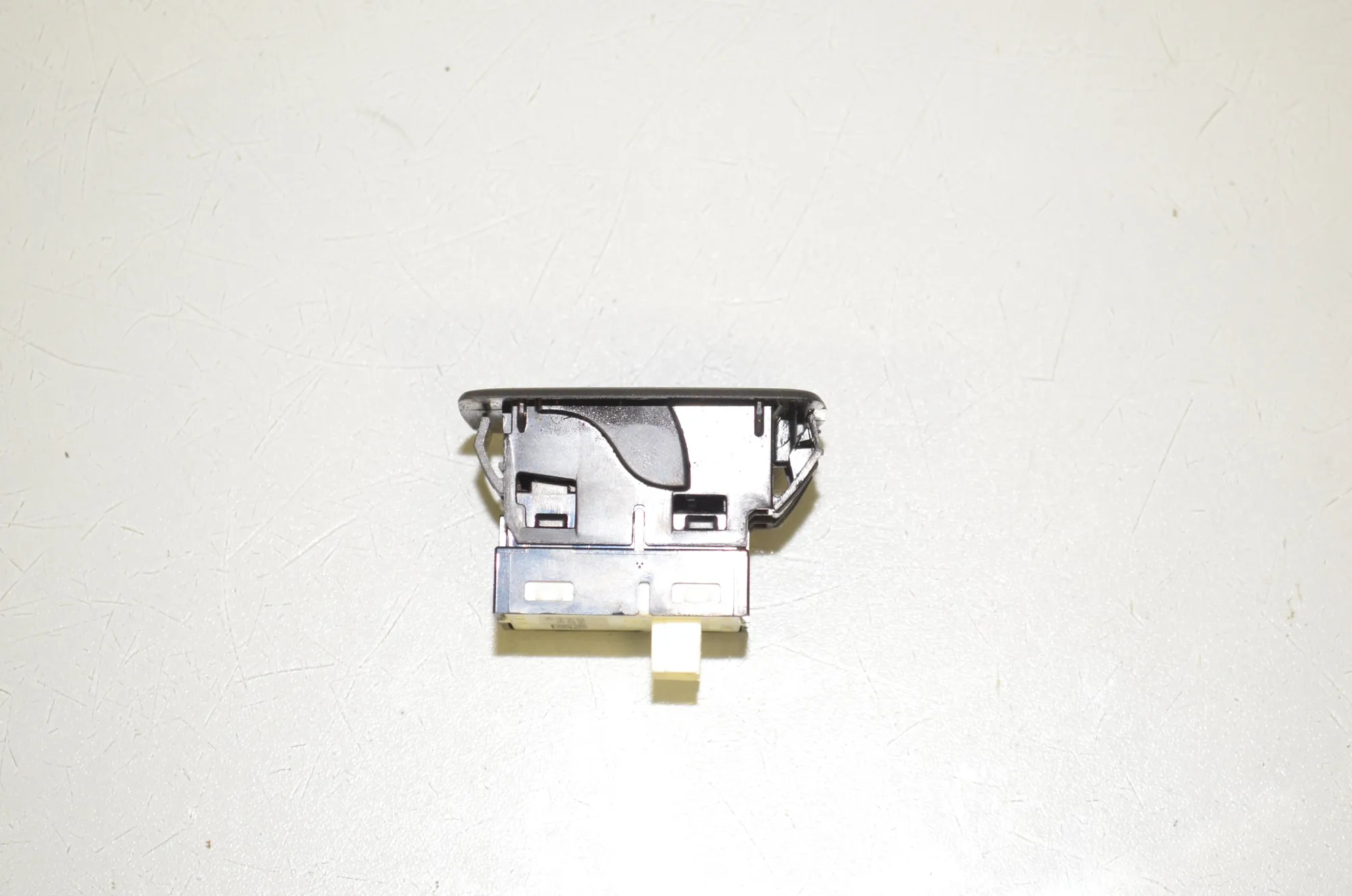 Switches – OEM 9393349 · BMW 5 Touring (G31) (2017 - -) 520 d 2019 – 4