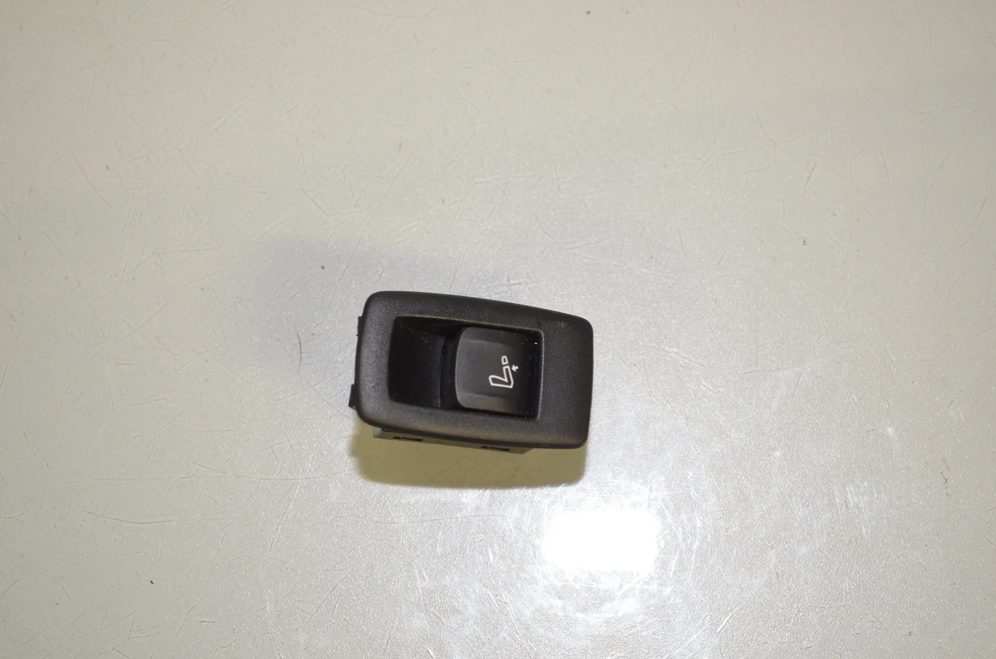 Switches – OEM 9393350 · BMW 5 Touring (G31) (2017 - -) 520 d 2019