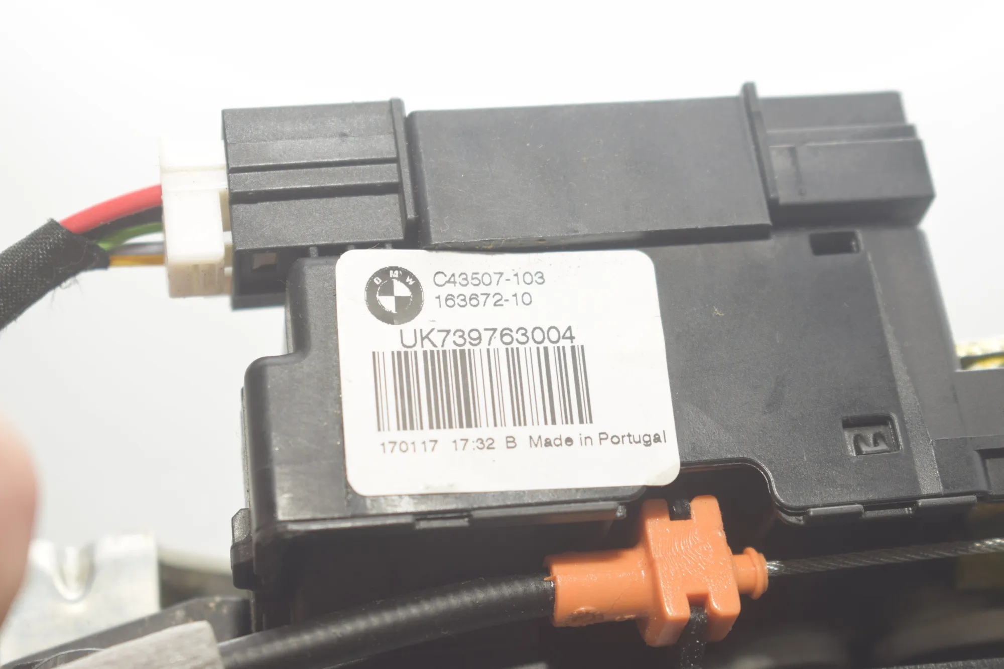 Electric Tailgate Opening Kit – OEM 9275121 · BMW X4 (F26) xDrive 30 d 2017 – 13