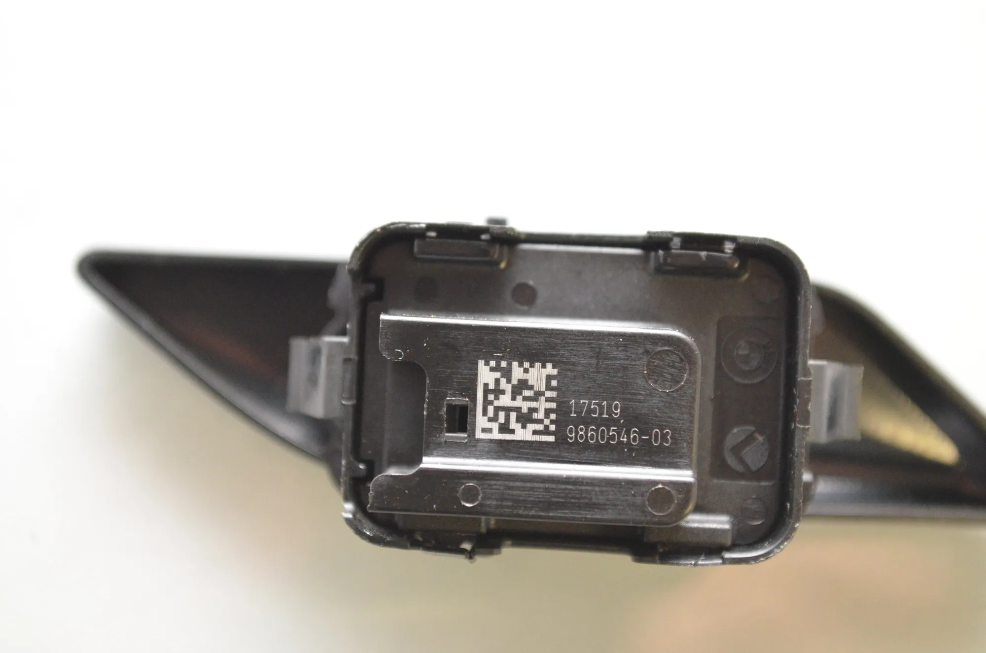 Central Locking Switch – OEM 9860546 · BMW 5 Touring (G31) (2017 - -) 520 d 2019 – 6