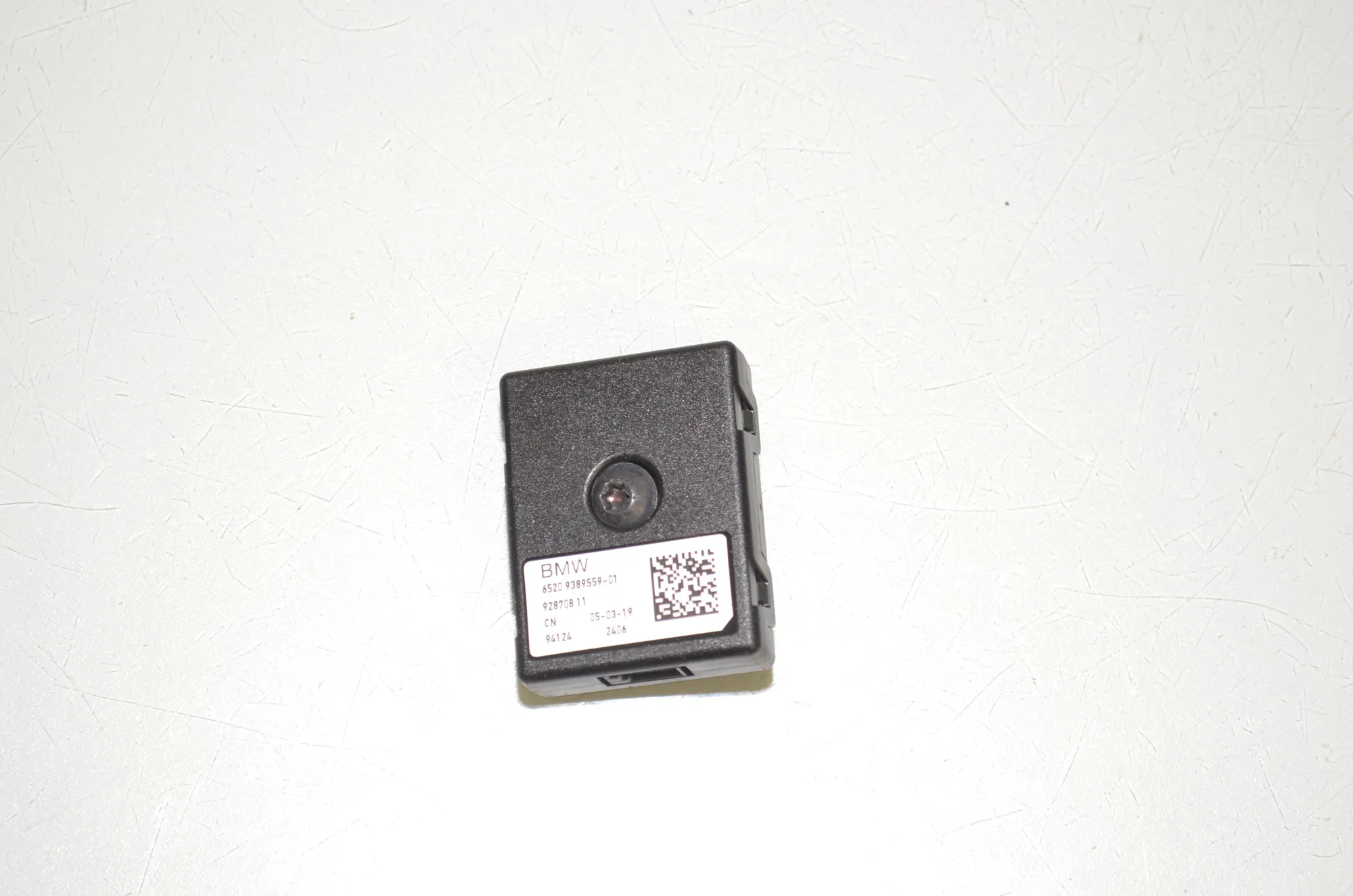 Antenna Amplifier – OEM 9389559 · BMW 5 Touring (G31) (2017 - -) 520 d 2019