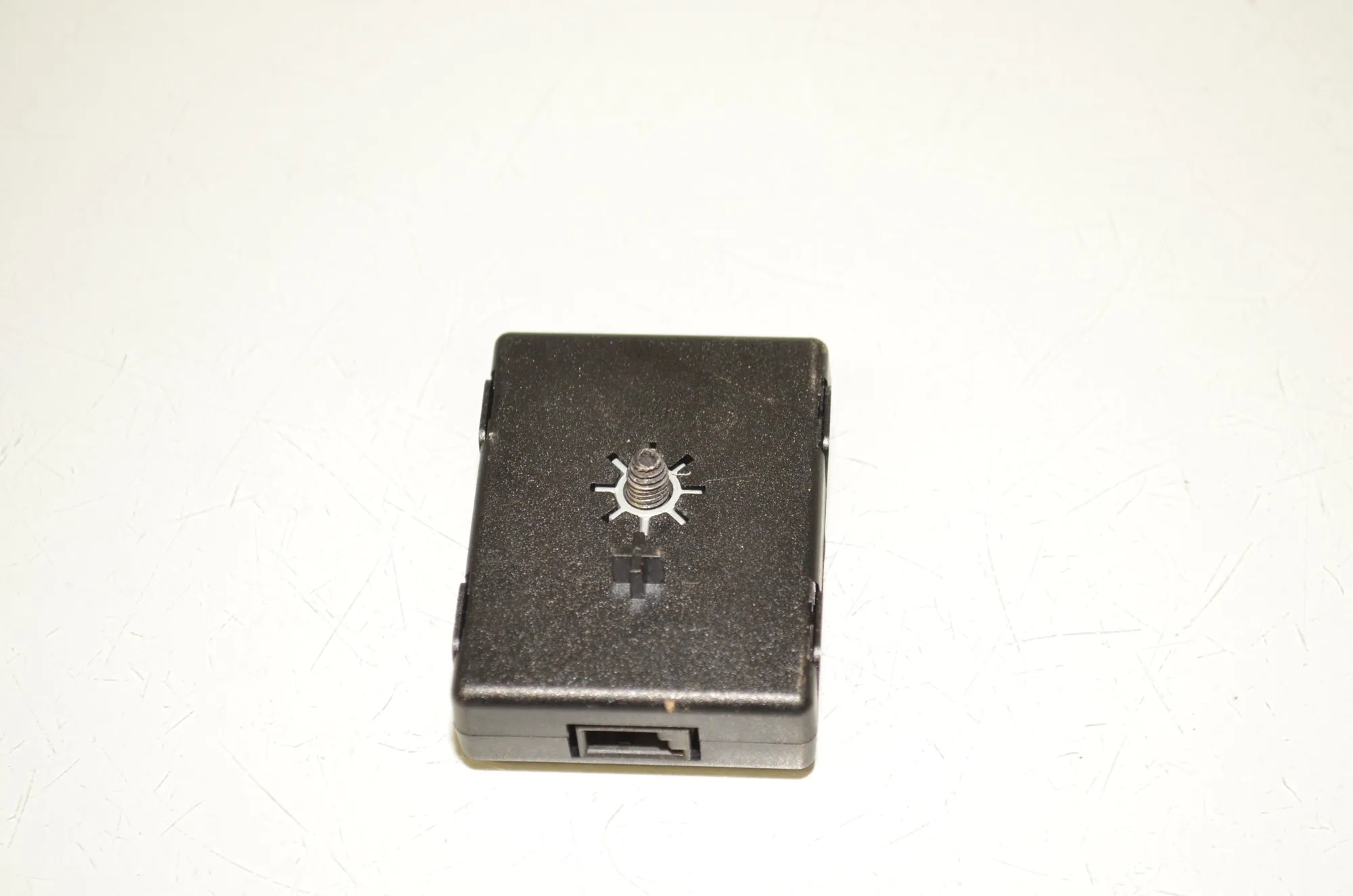 Antenna Amplifier – OEM 9389559 · BMW 5 Touring (G31) (2017 - -) 520 d 2019 – 3