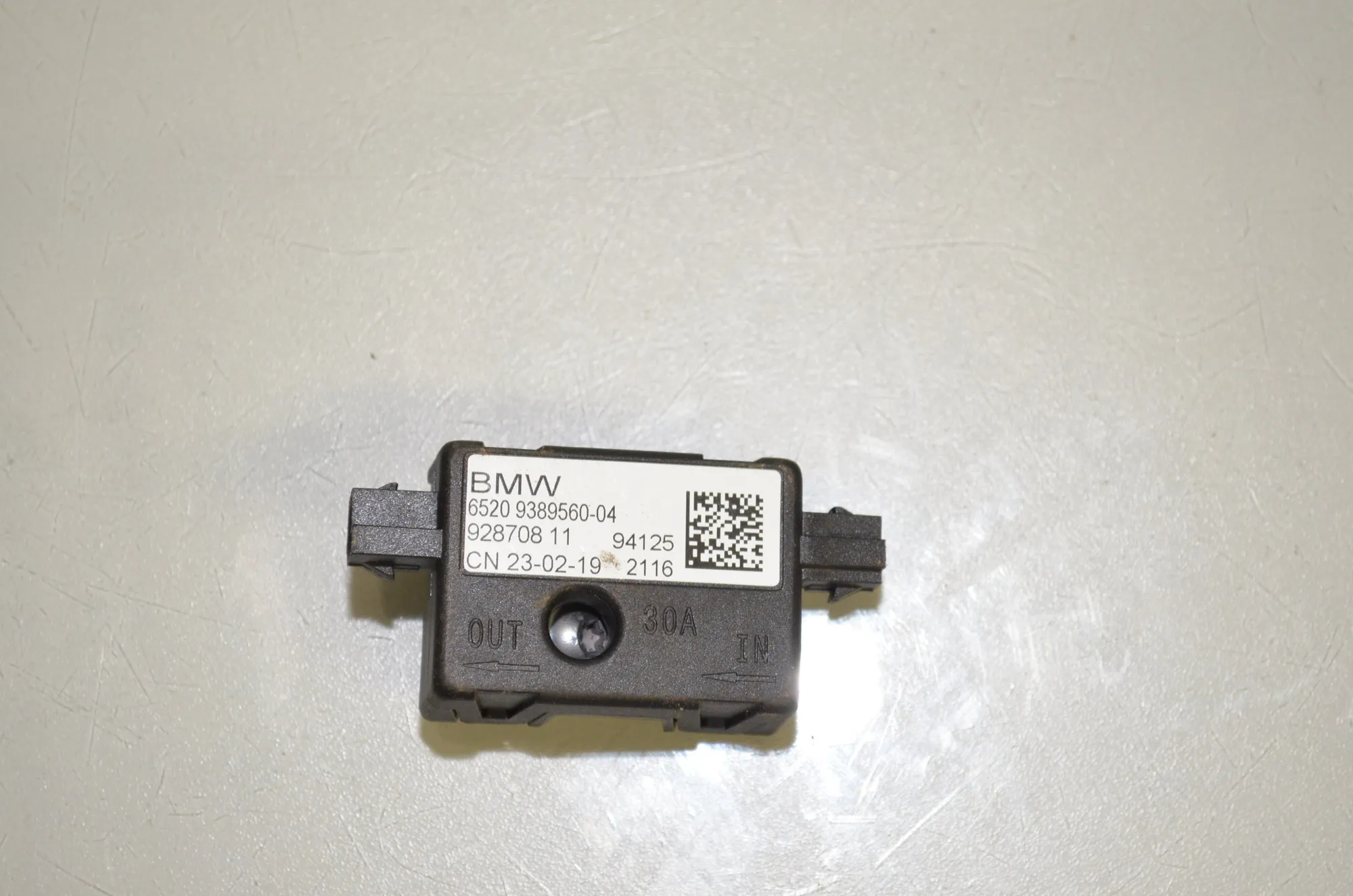 Antenna Amplifier – OEM 9389560 · BMW 5 Touring (G31) (2017 - -) 520 d 2019