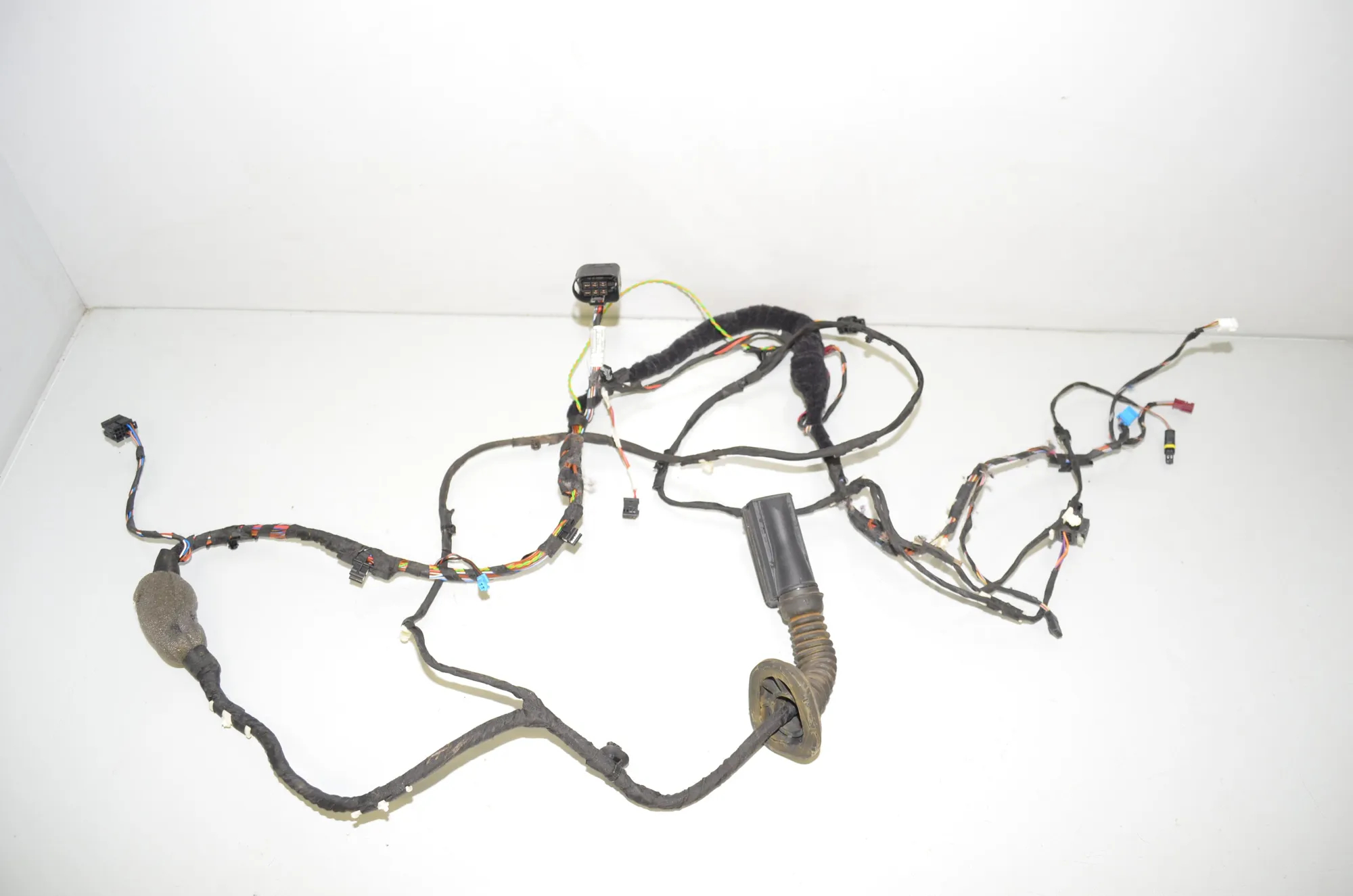Front Right Door Wiring – OEM 8783183 · BMW 5 Touring (G31) (2017 - -) 520 d 2019 – 2
