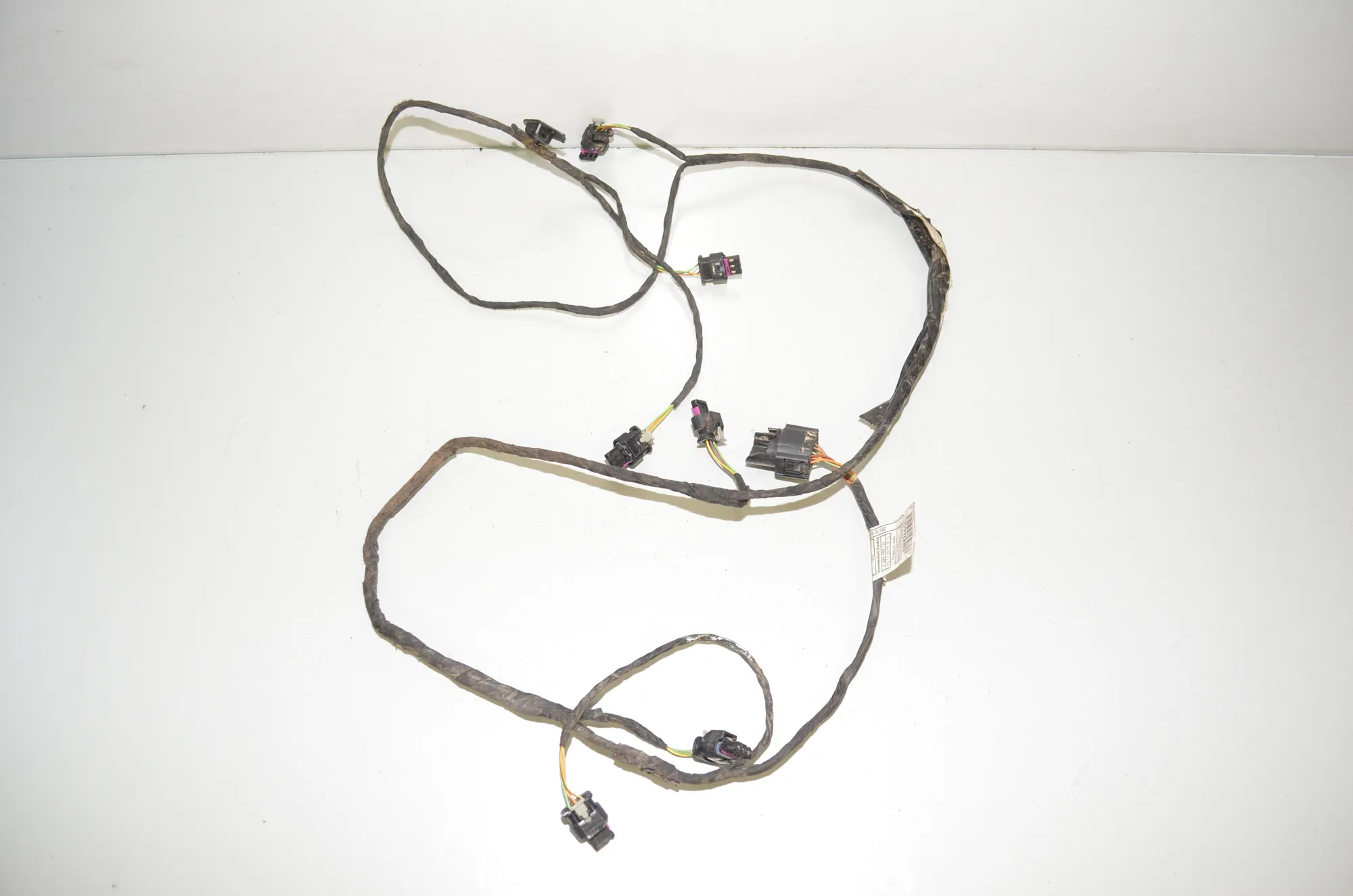 Front Parking Sensor Wiring Loom – OEM 6824493 · BMW 5 Touring (G31) (2017 - -) 520 d 2019 – 2