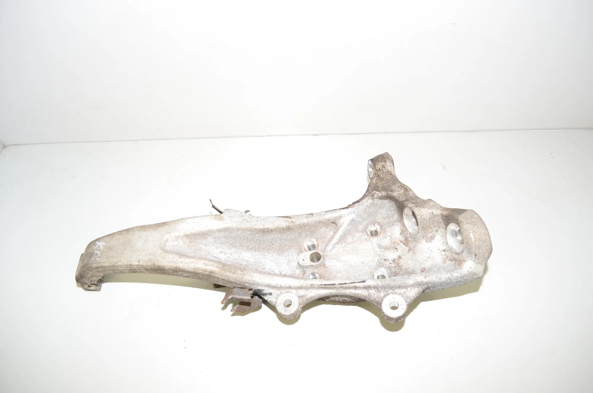 Front Left Wheel Hub – OEM 6775767 · BMW 5 Gran Turismo (F07) 530 d 2014 – 4
