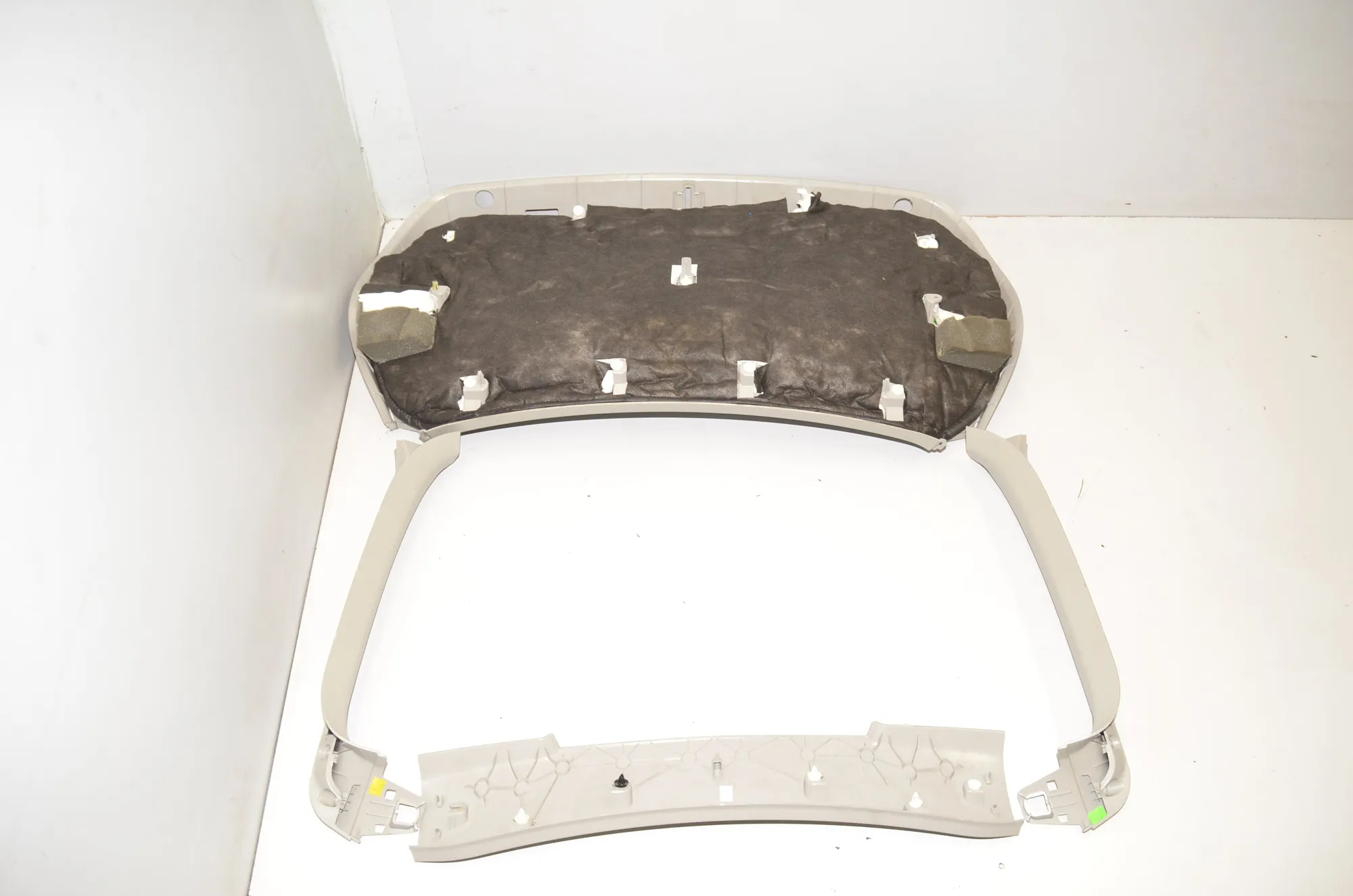 Tailgate Bootlid Cover Trim – OEM 7338107 · BMW X4 (F26) xDrive 30 d 2017 – 3