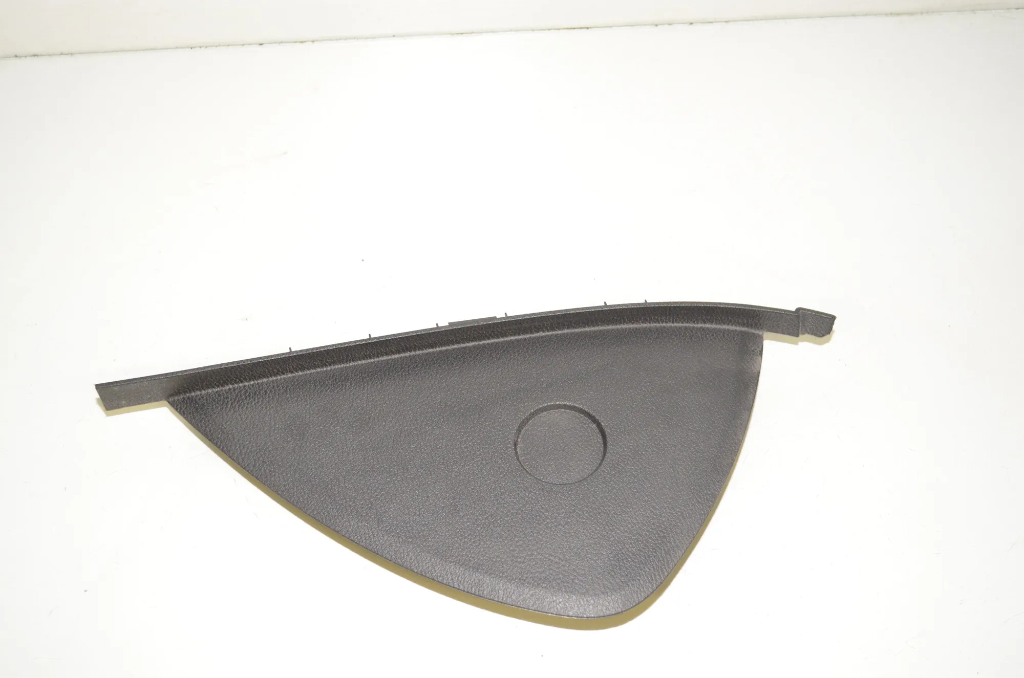 Dashboard Side Trim – OEM 9184139 · BMW X4 (F26) xDrive 30 d 2017