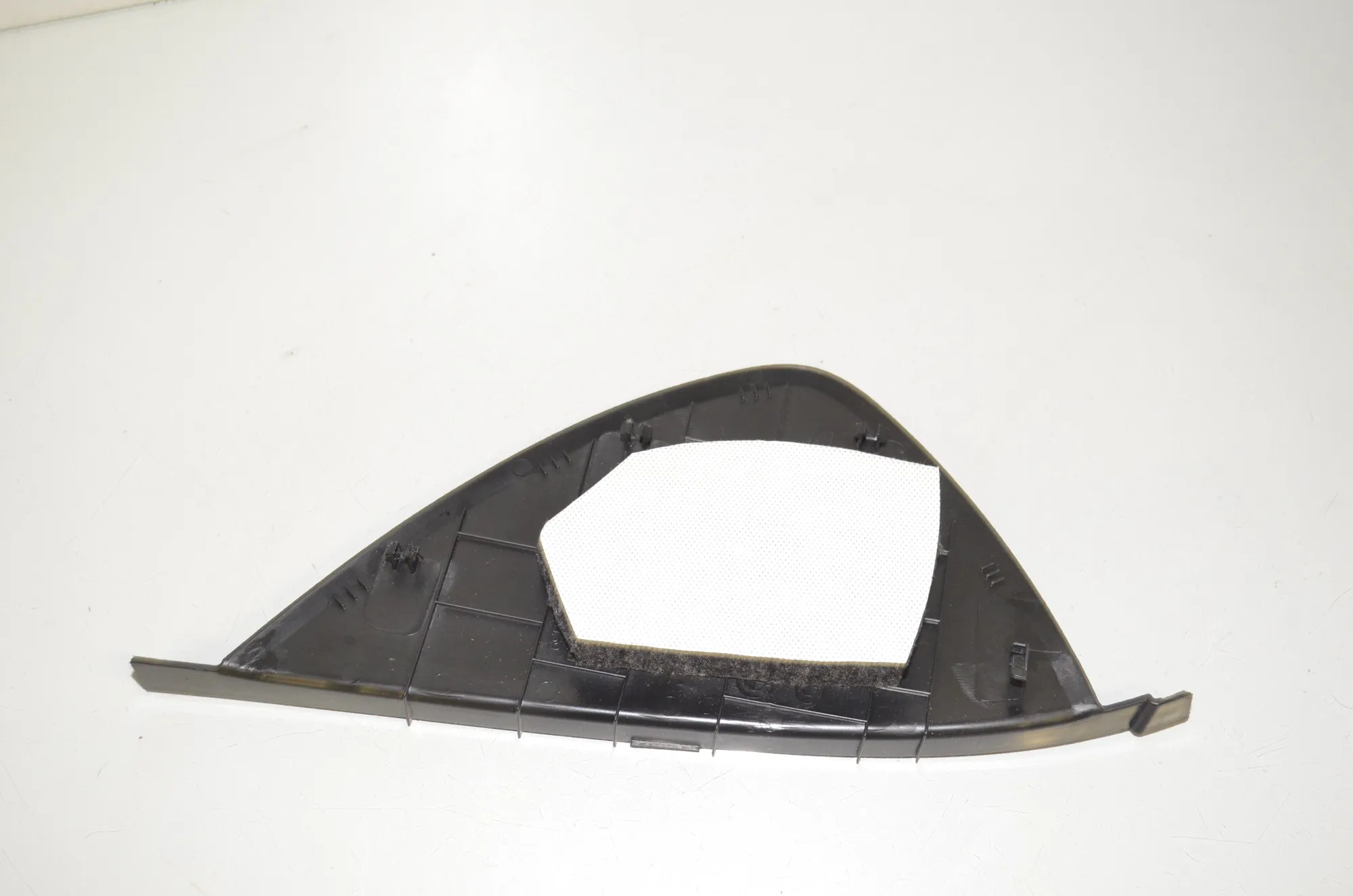 Dashboard Side Trim – OEM 9184139 · BMW X4 (F26) xDrive 30 d 2017 – 4