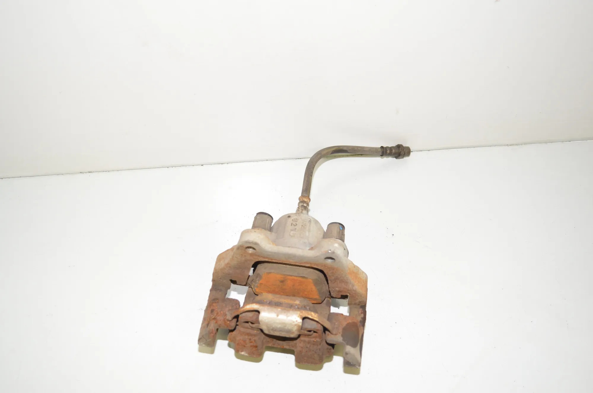 Rear Right Brake Caliper – OEM 6850974 · BMW 4 Coupe (F32, F82) 428 i xDrive 2016 – 4