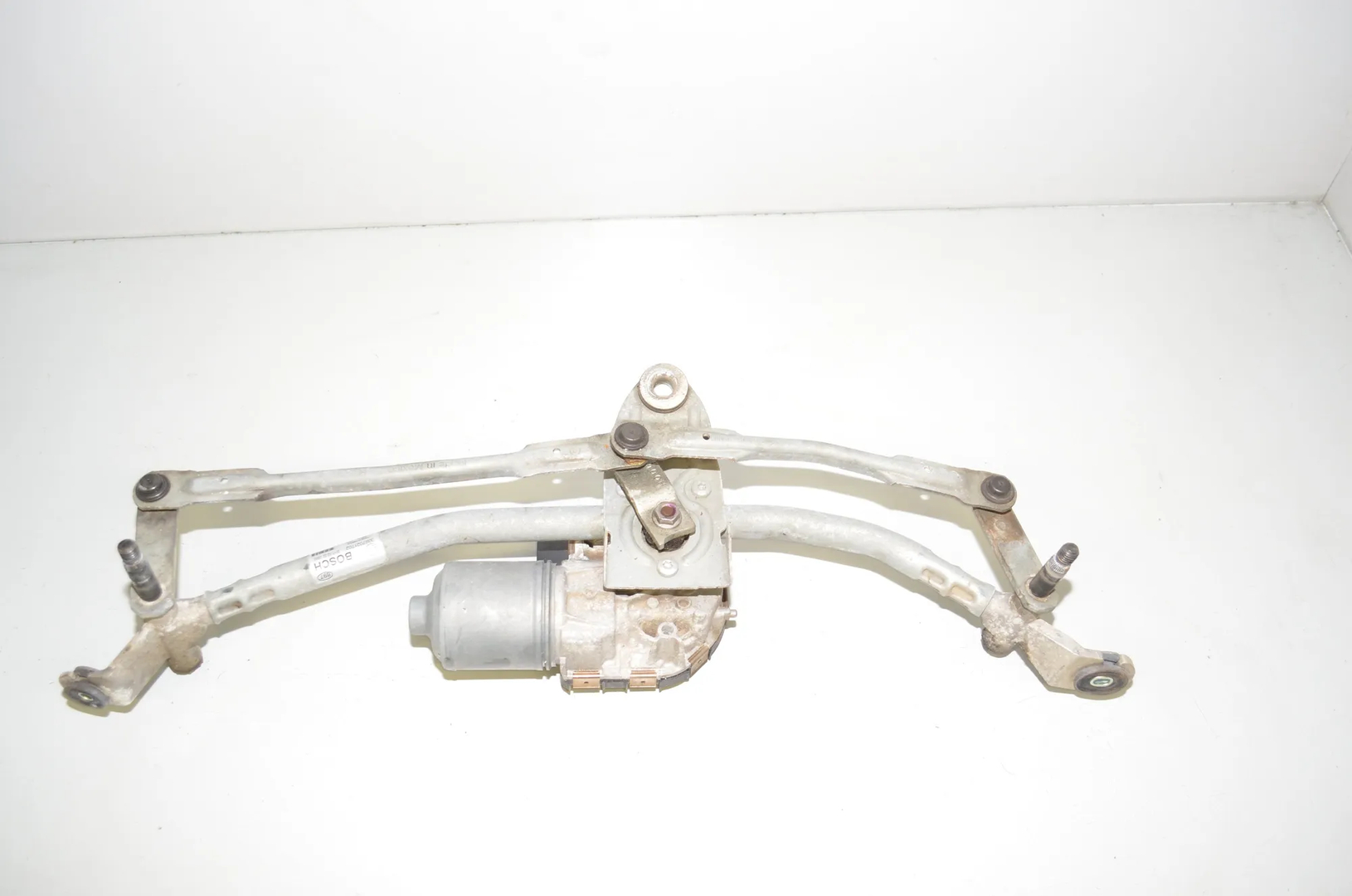 Front Windshield Wiper Mechanism – OEM 7338655 · BMW X4 (F26) xDrive 30 d 2017 – 3