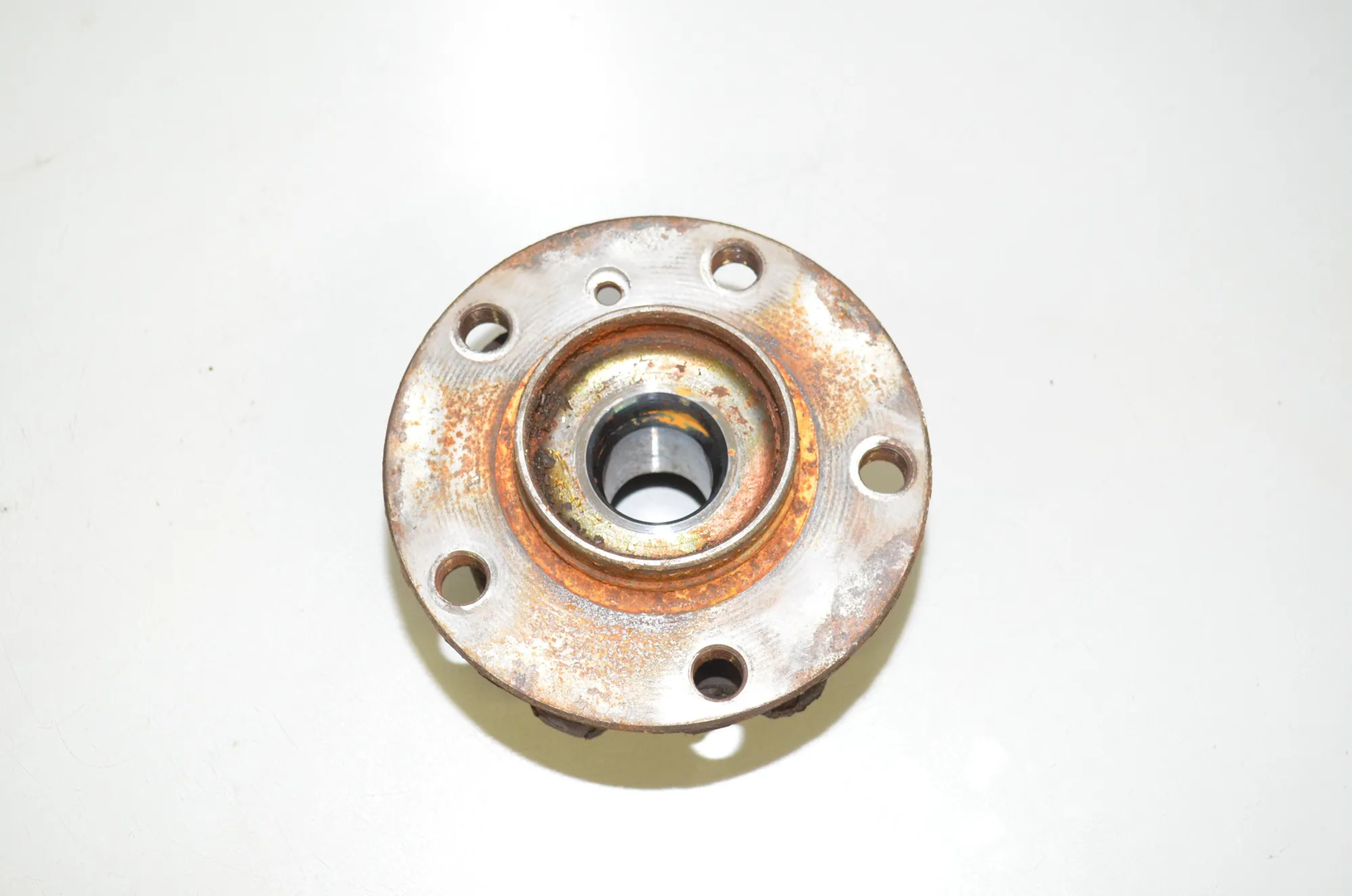 Front Left Wheel Bearing – OEM 6868480 · BMW X4 (F26) xDrive 30 d 2017