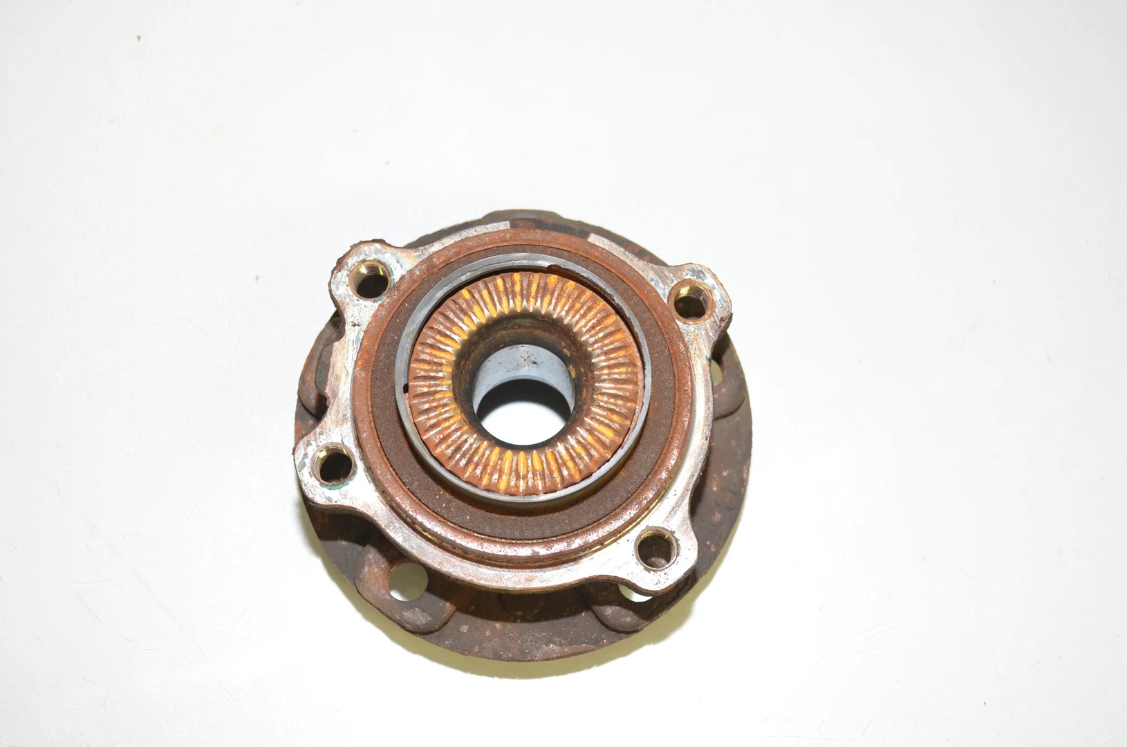 Front Left Wheel Bearing – OEM 6868480 · BMW X4 (F26) xDrive 30 d 2017 – 3