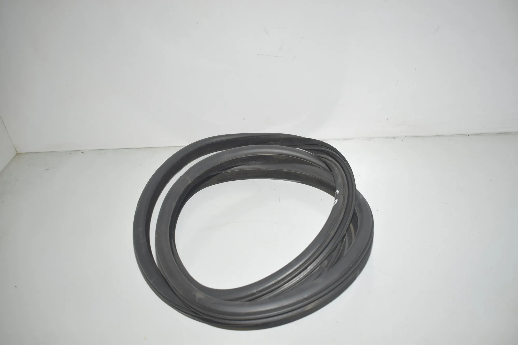 Rear Right Door Seal Rubber – OEM 7182705 · BMW 5 Touring (F11) 525 d 2010 – 2
