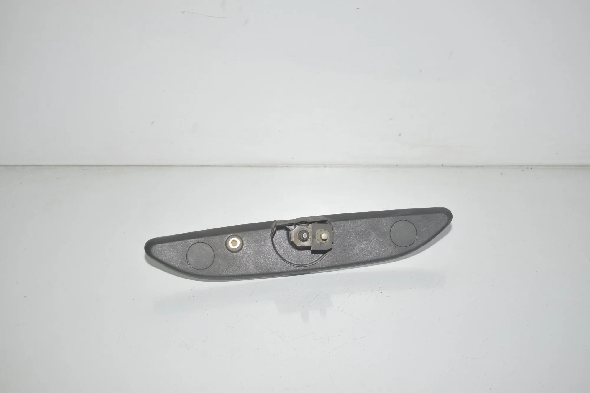 Tailgate Window Wiper Arm – OEM 7207044 · BMW 5 Touring (F11) 525 d 2010
