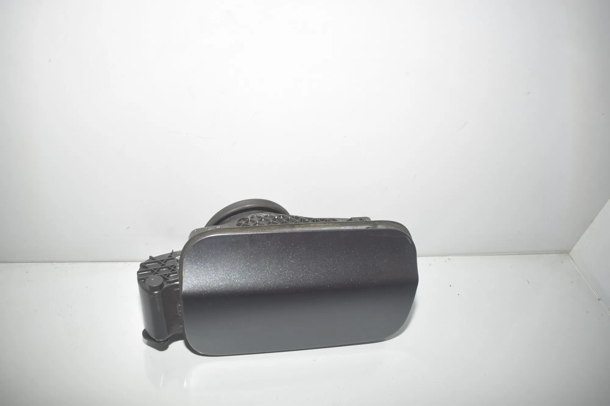 Fuel Tank Flap Cap – OEM 7217767 · BMW 5 Touring (F11) 525 d 2010 – 2