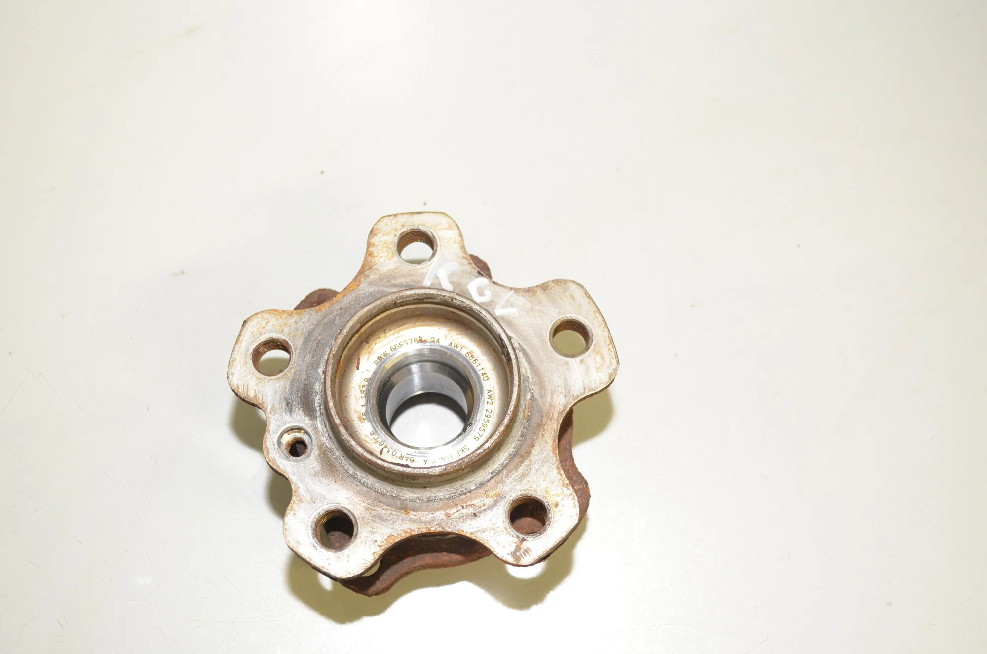 Rear Left Wheel Bearing – OEM 6899175 · BMW 5 Touring (G31) (2017 - -) 520 d 2019
